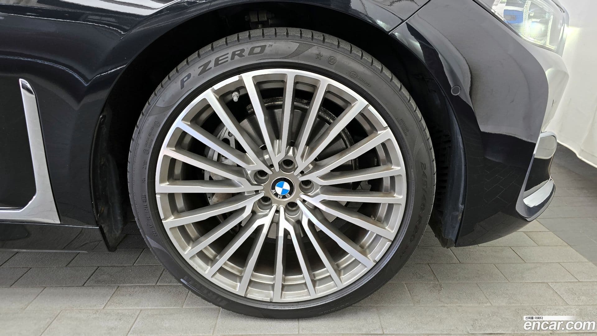 Main__Slider__Photo:7-Series BMW 2022.7-20