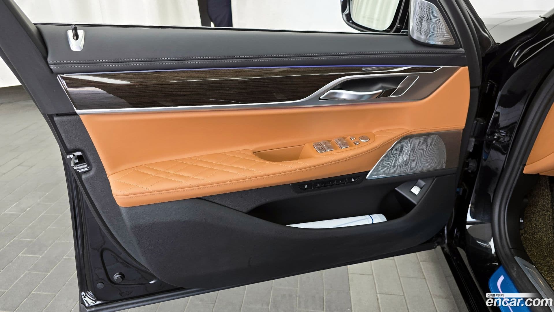 Main__Slider__Photo:7-Series BMW 2022.7-23