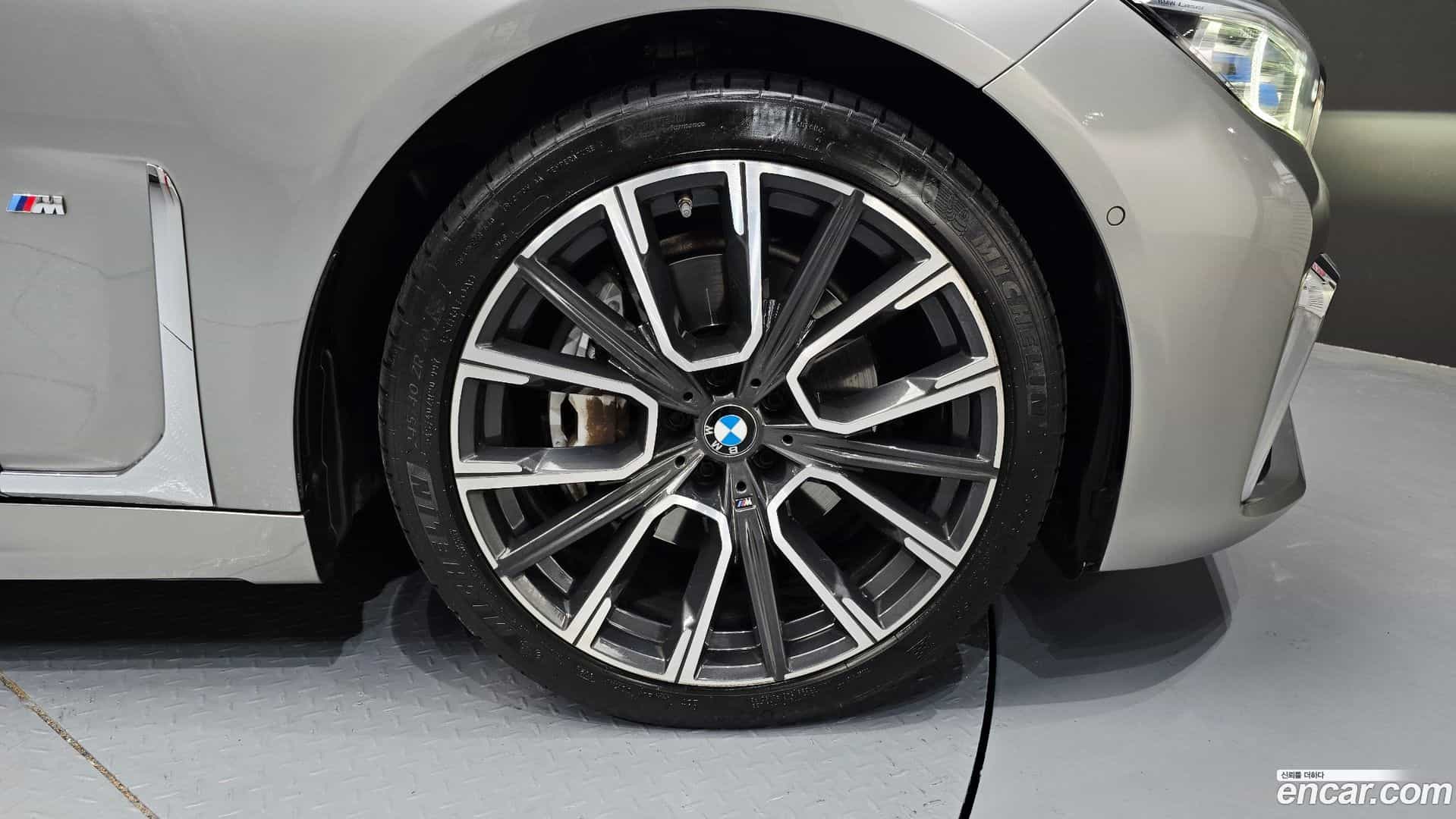 7-Series BMW 2021.3-OUTER-031
