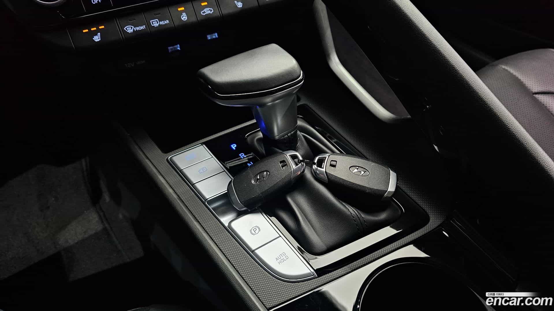 AVANTE Hyundai 2020.11-INNER-009