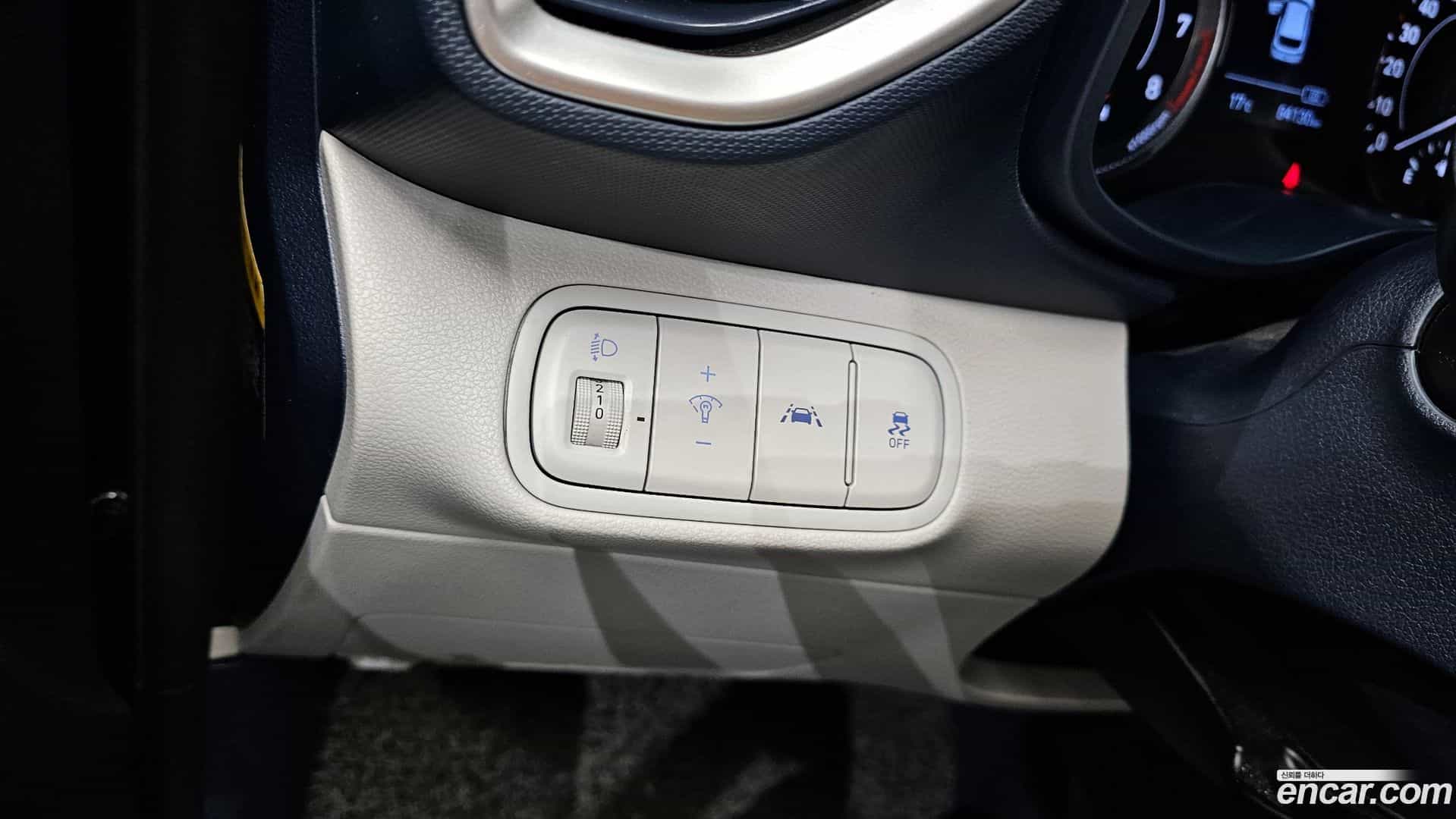 Venue Hyundai 2020.3-OPTION-020