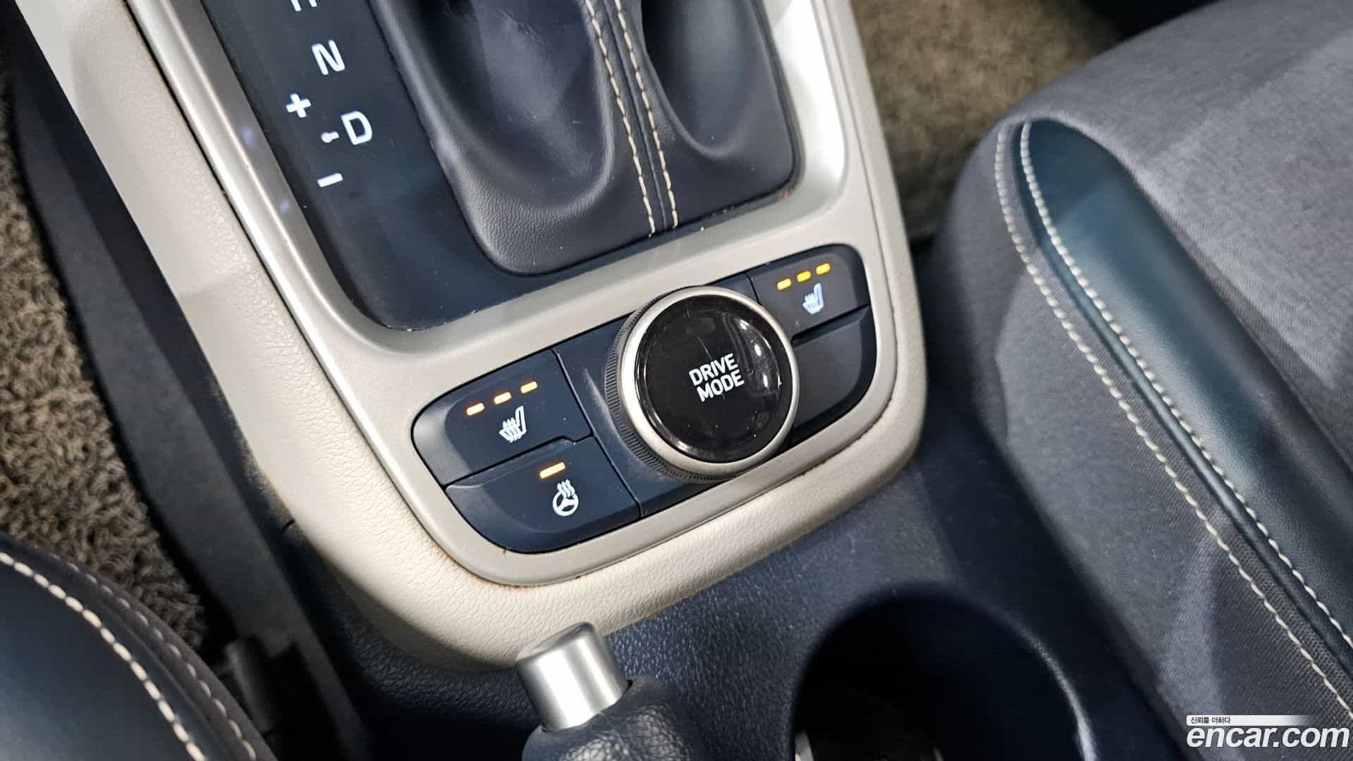 Venue Hyundai 2020.3-OPTION-023