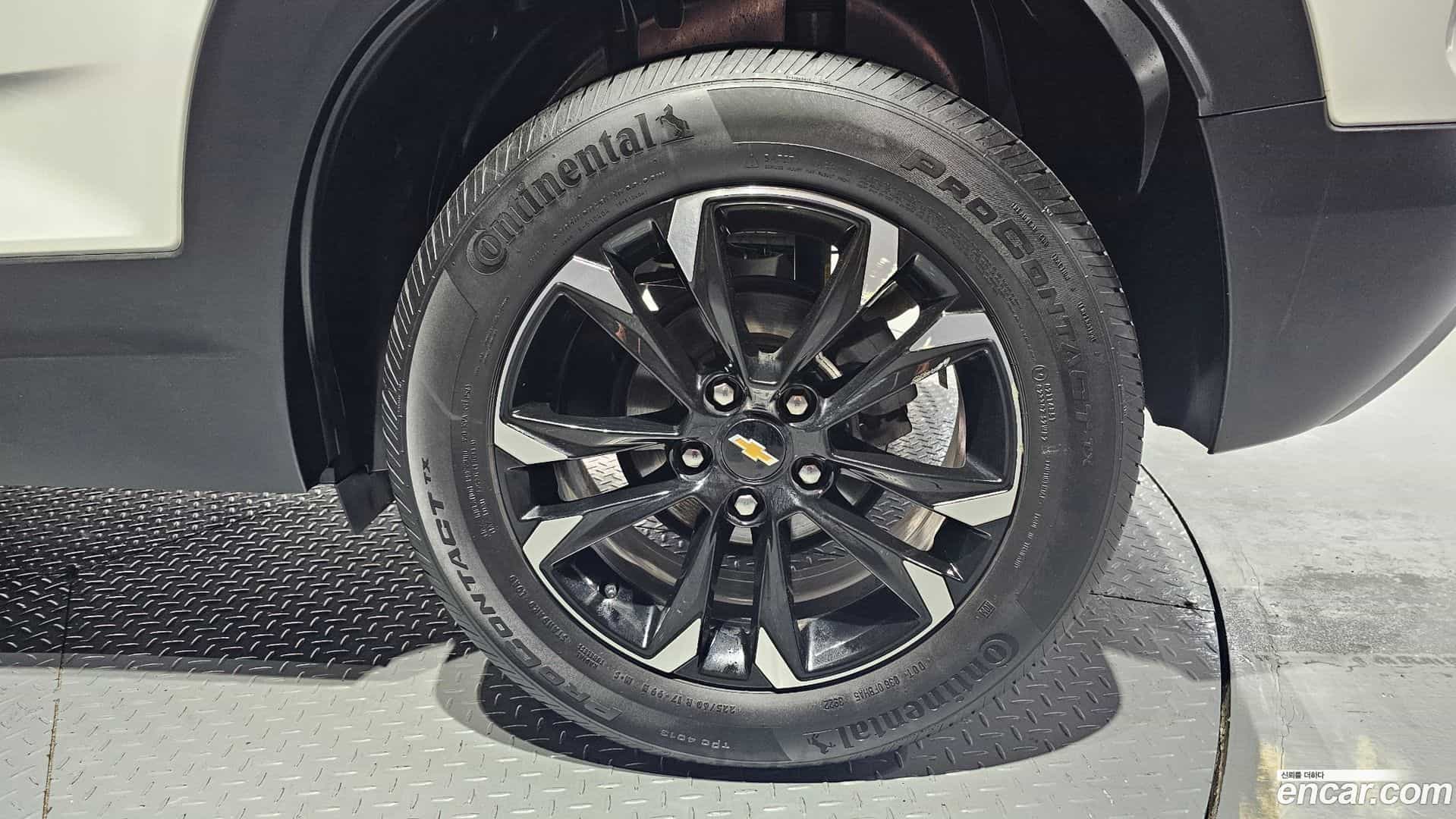 Trailblazer Chevrolet 2023.3-OUTER-031