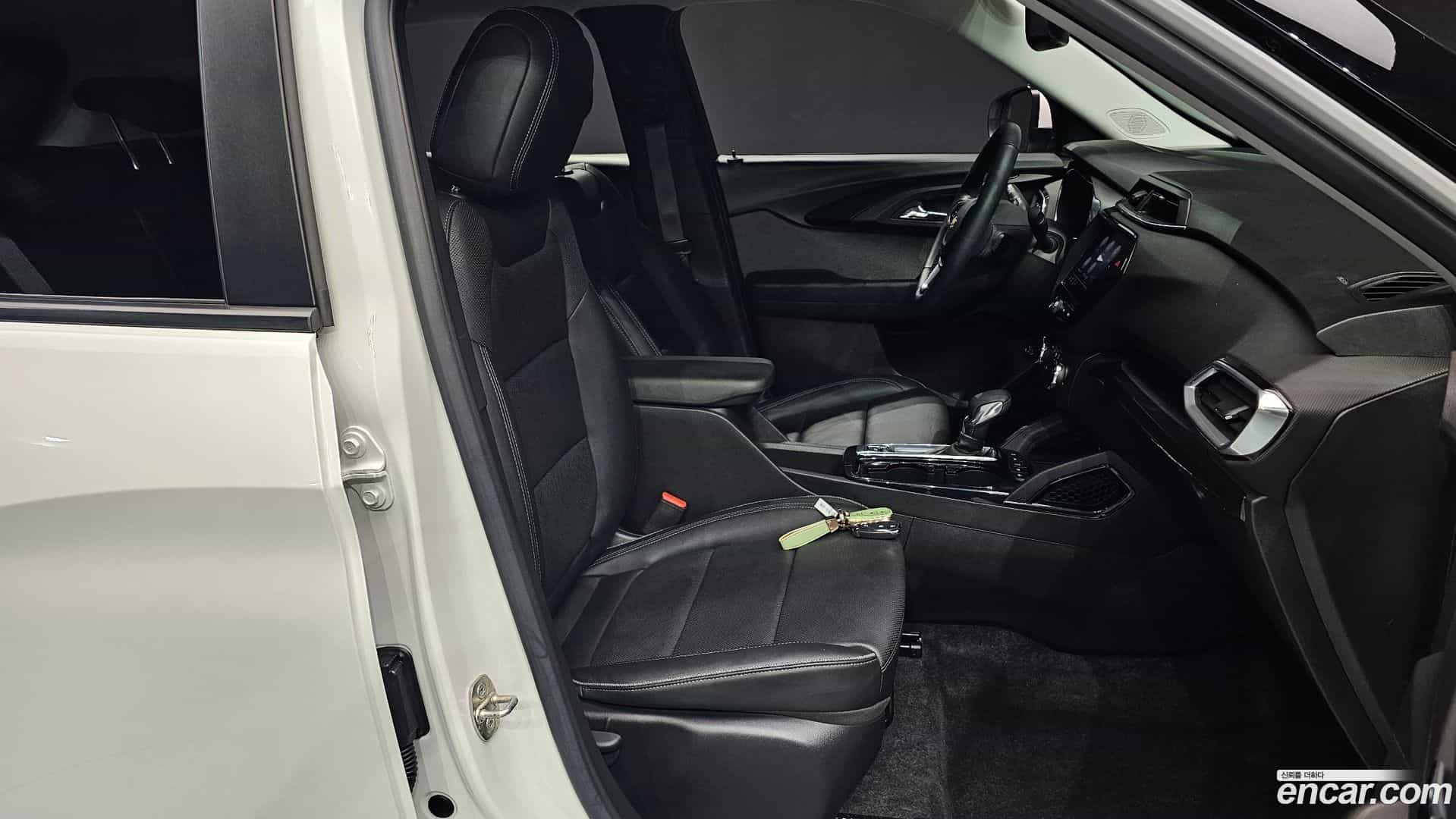 Trailblazer Chevrolet 2023.3-INNER-036