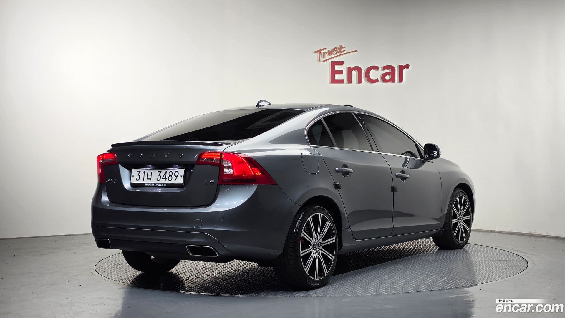 Main__Slider__Photo:S60 Volvo 2018.3-1