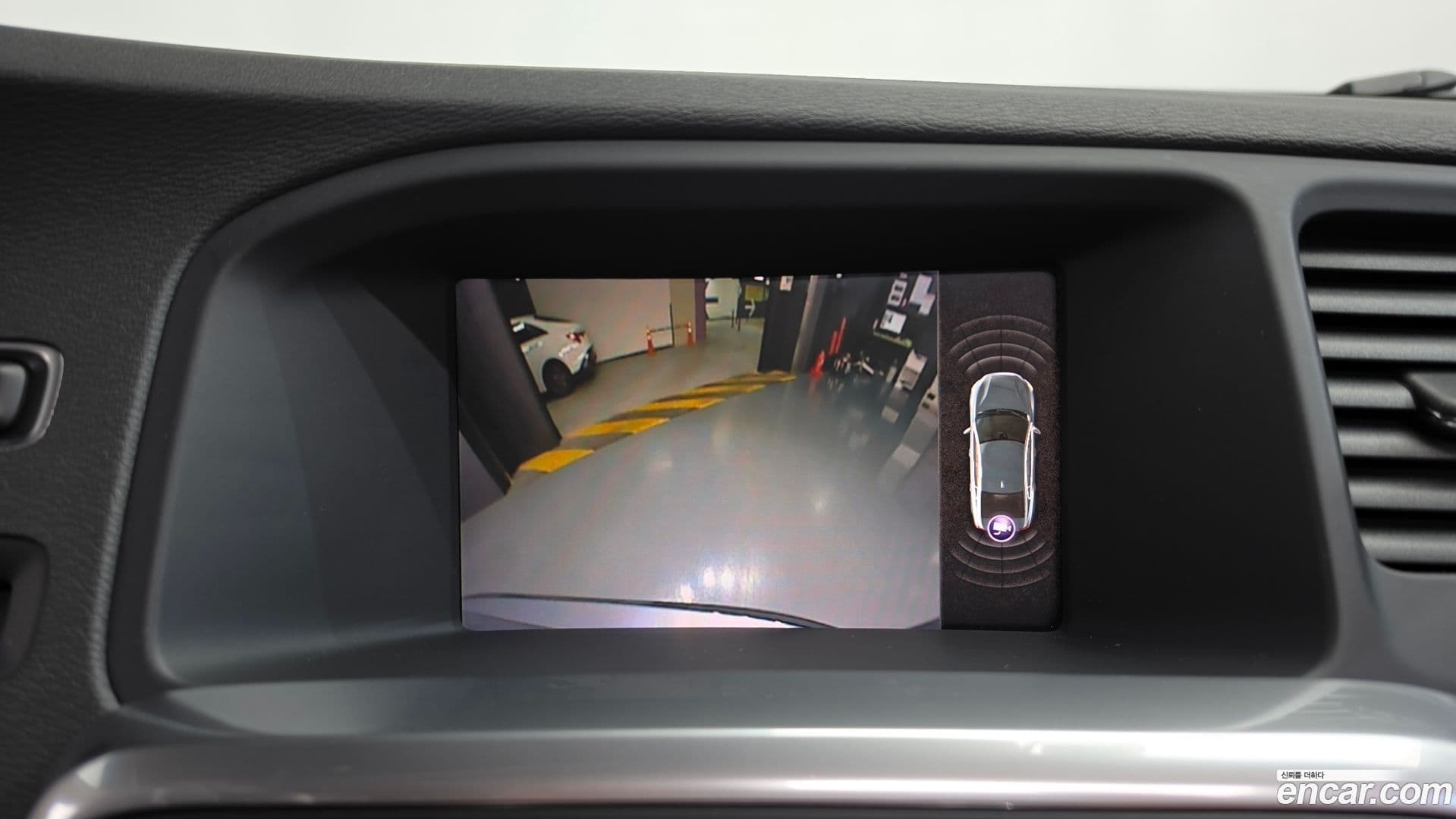 Main__Slider__Photo:S60 Volvo 2018.3-13