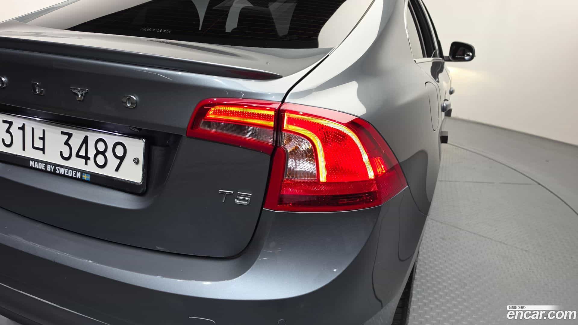 S60 Volvo 2018.3-OUTER-033