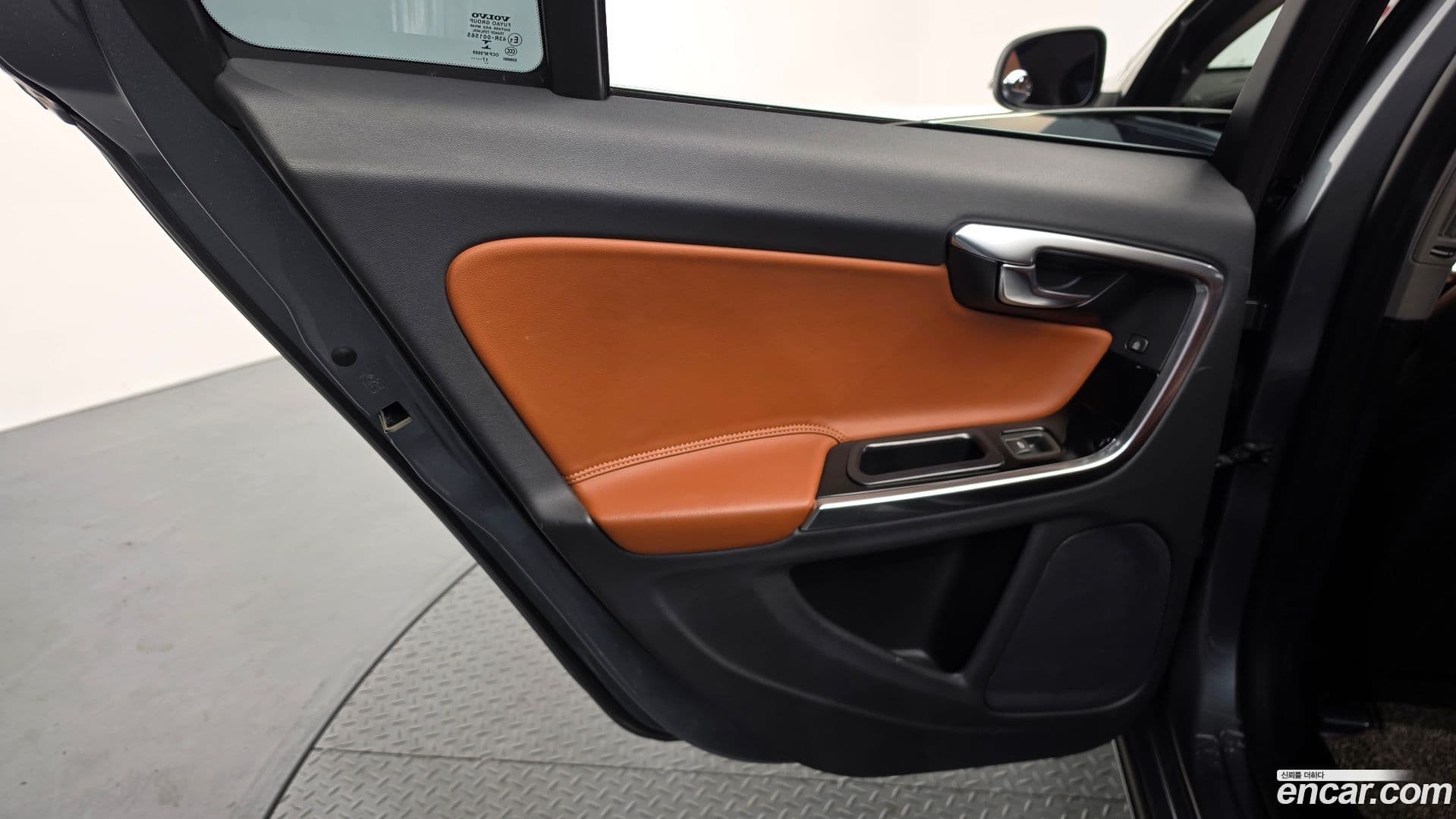 Main__Slider__Photo:S60 Volvo 2018.3-24