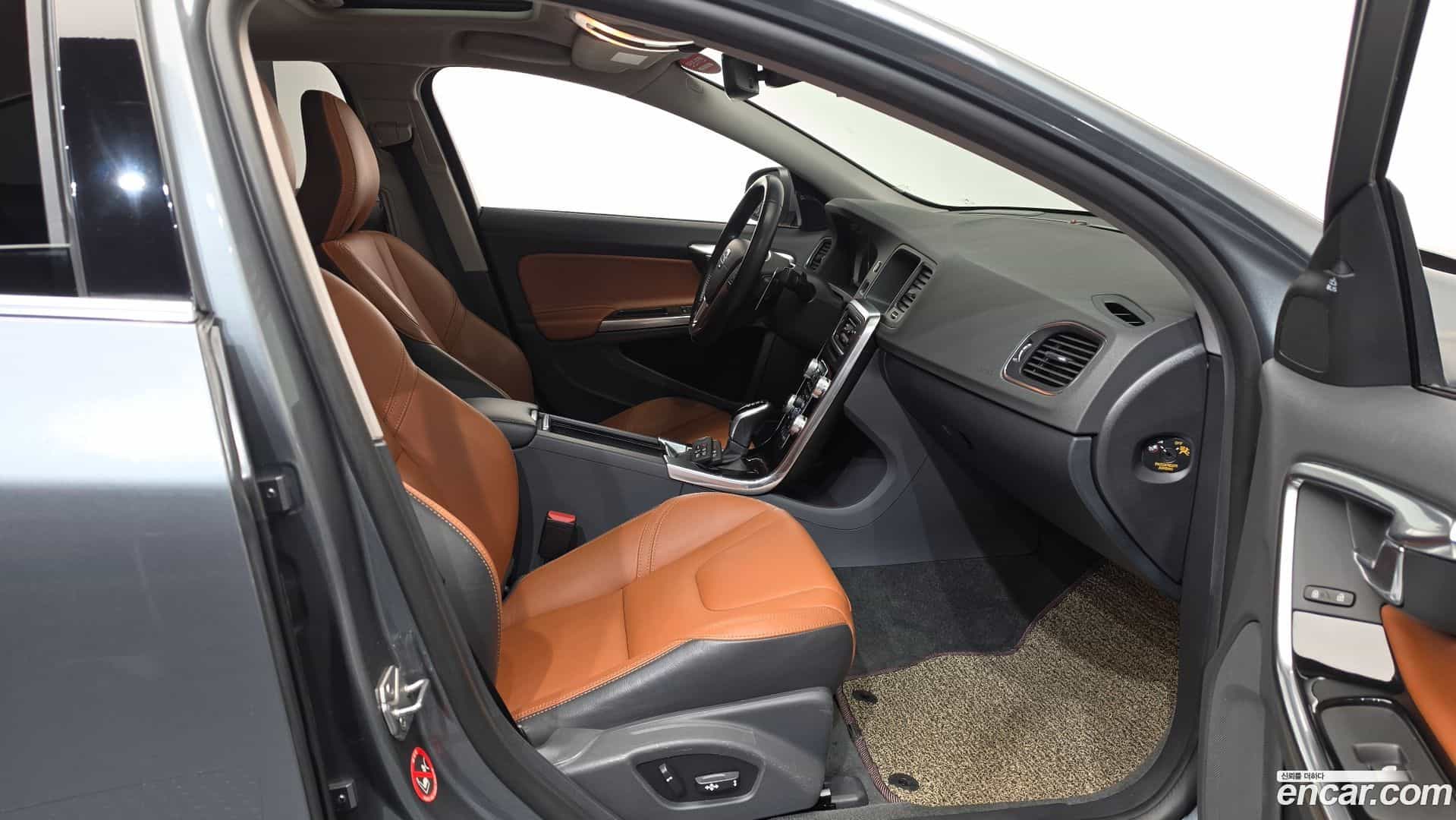 S60 Volvo 2018.3-INNER-036