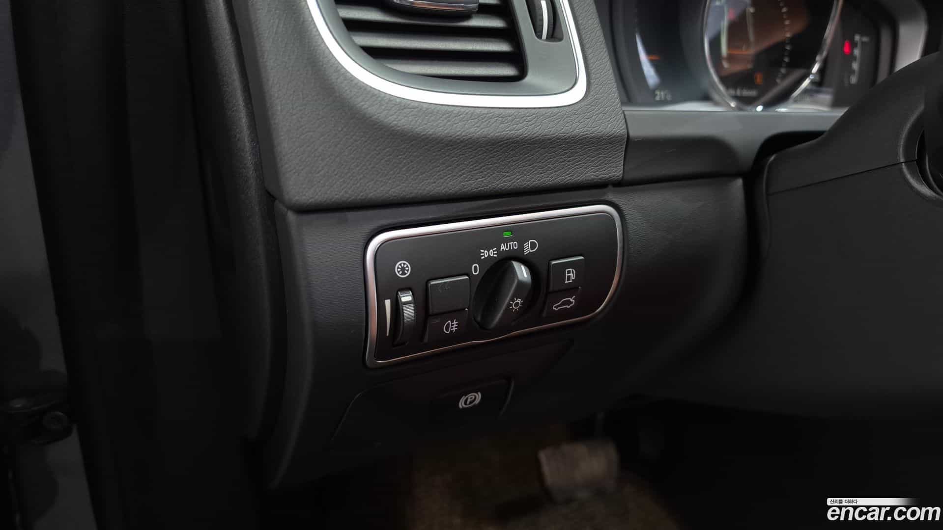 S60 Volvo 2018.3-OPTION-040
