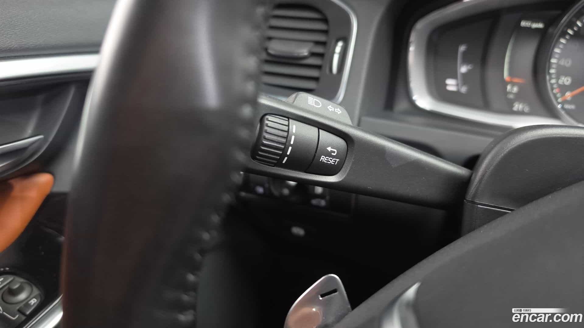 S60 Volvo 2018.3-OPTION-043