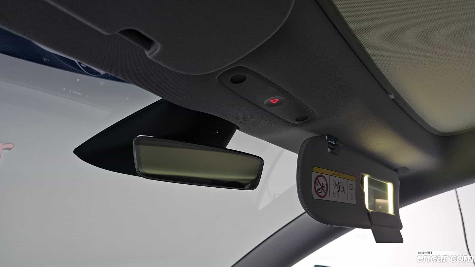 Model 3 Tesla 2025.2-OPTION-021