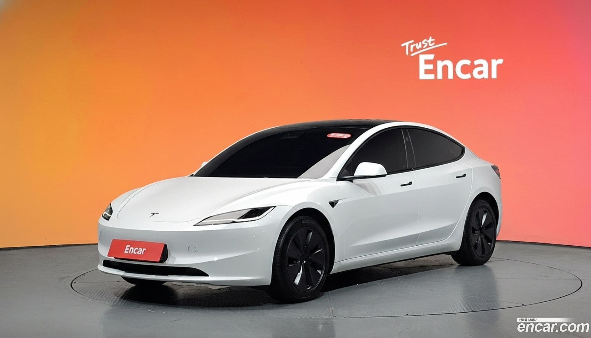Main__Slider__Photo:Model 3 Tesla 2025.2-0