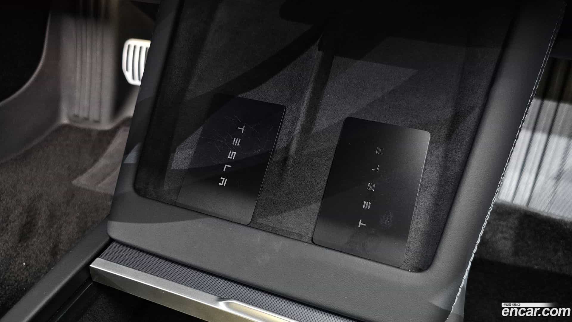 Model 3 Tesla 2025.2-OPTION-047