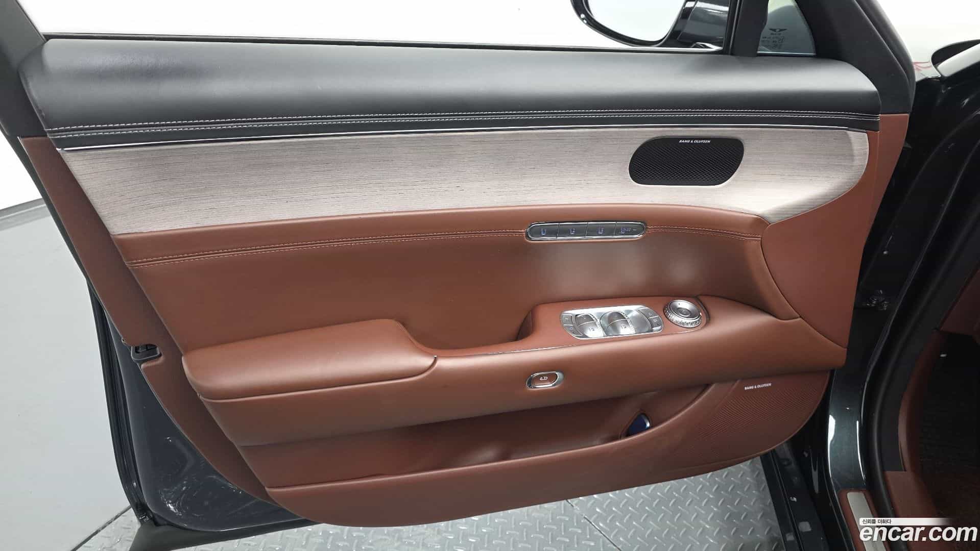 G90 Genesis 2022.9-INNER-034