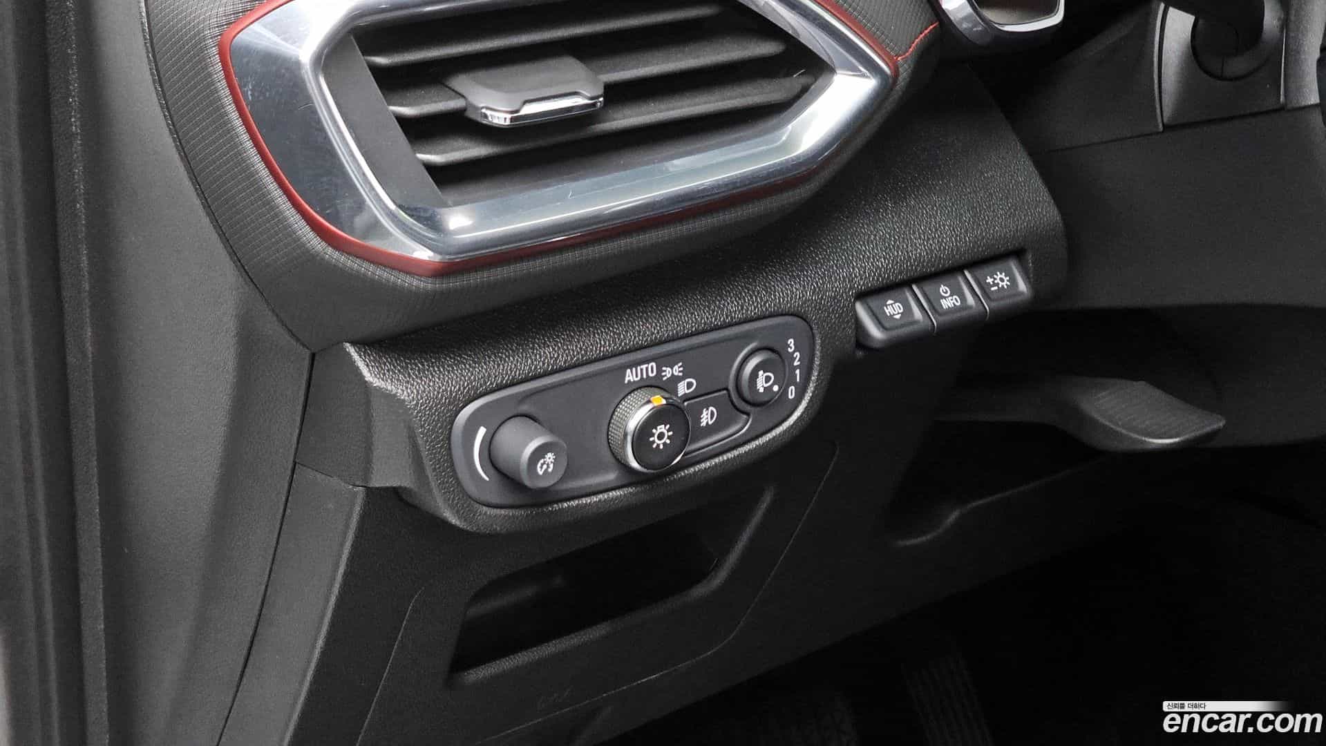 Trailblazer Chevrolet 2020.2-OPTION-024
