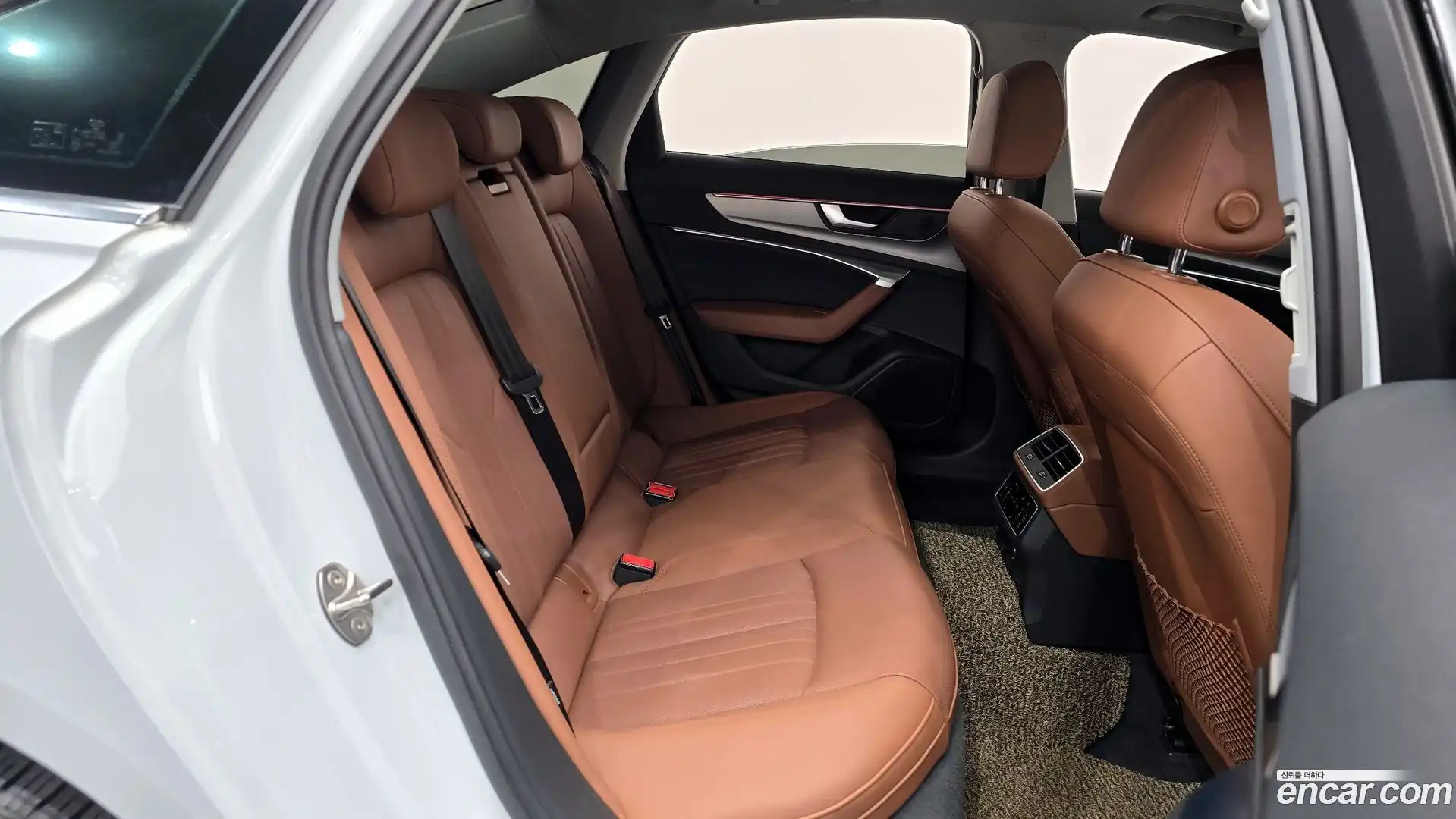 A6 Audi 2020.6-OPTION-015