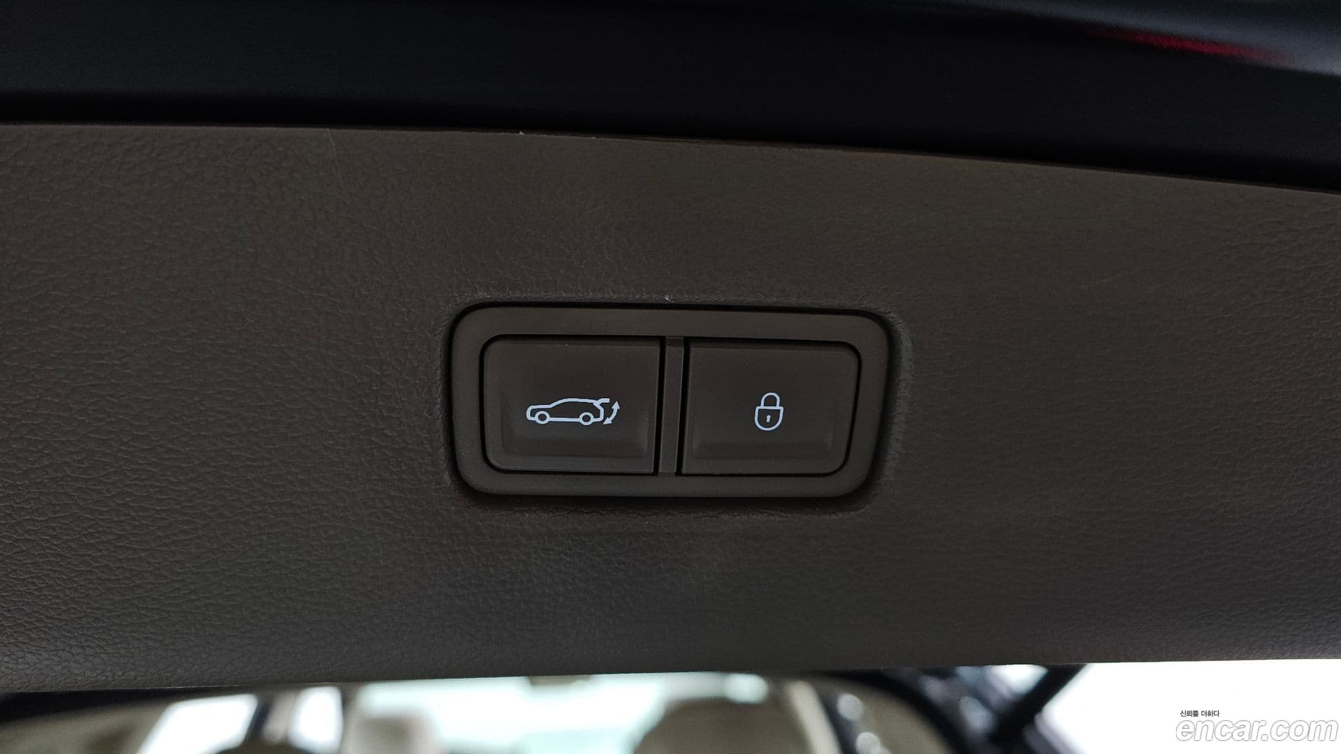 Main__Slider__Photo:GV80 Genesis 2022.6-32