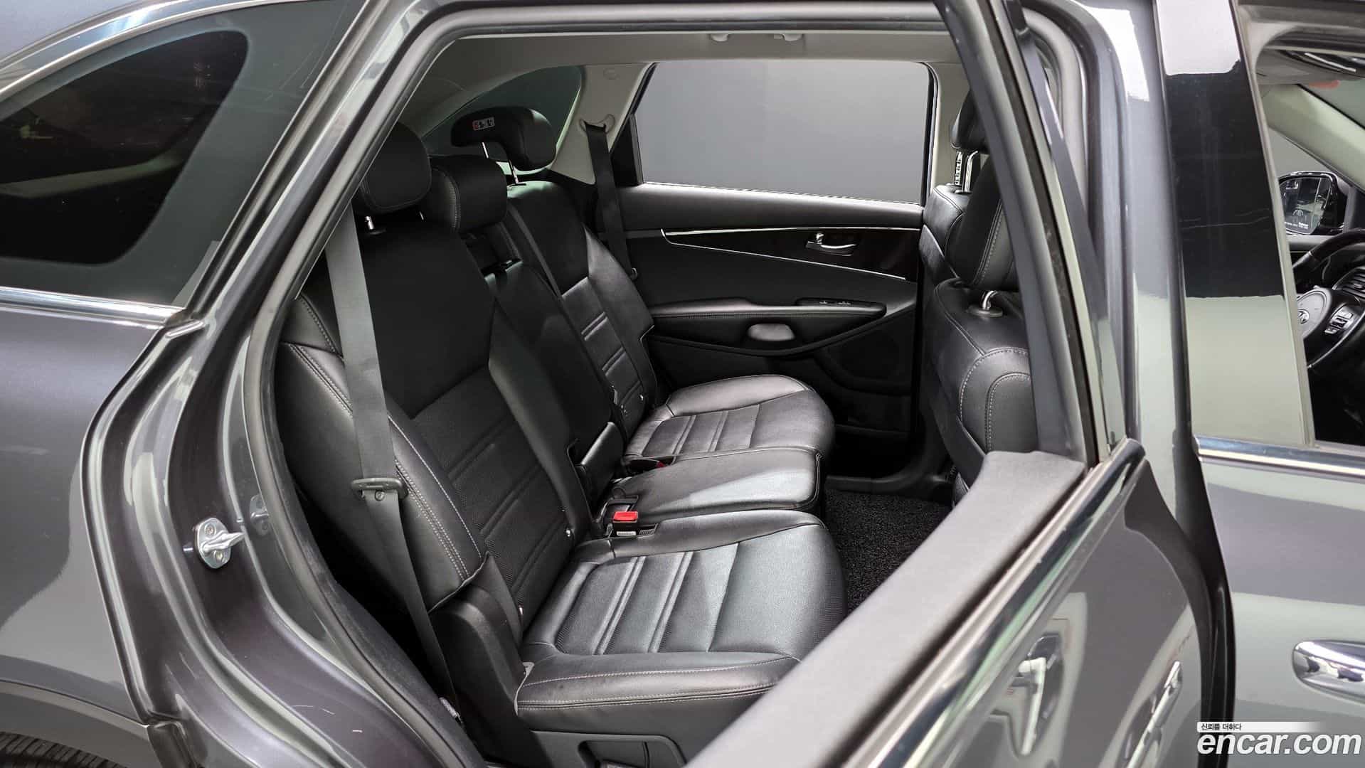 Sorento Kia 2016.3-OPTION-015