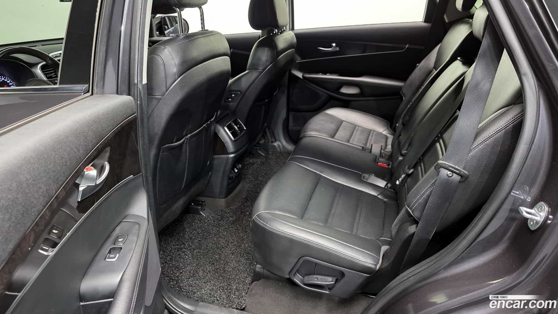 Sorento Kia 2016.3-OPTION-016