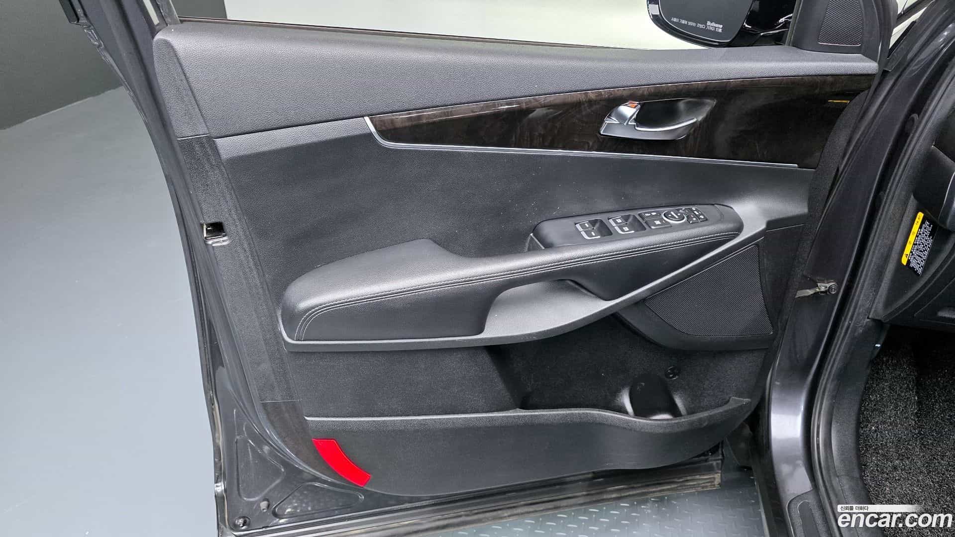 Sorento Kia 2016.3-INNER-034