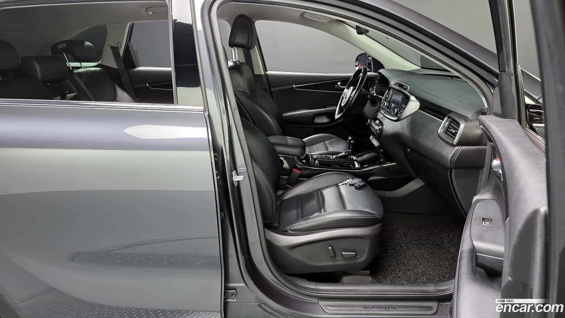Sorento Kia 2016.3-INNER-036