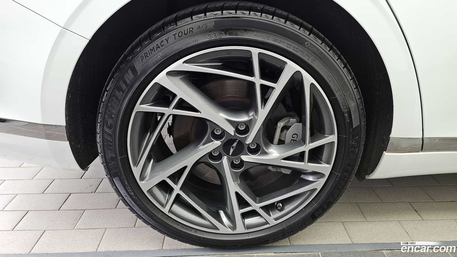 G90 Genesis 2022.8-OUTER-005