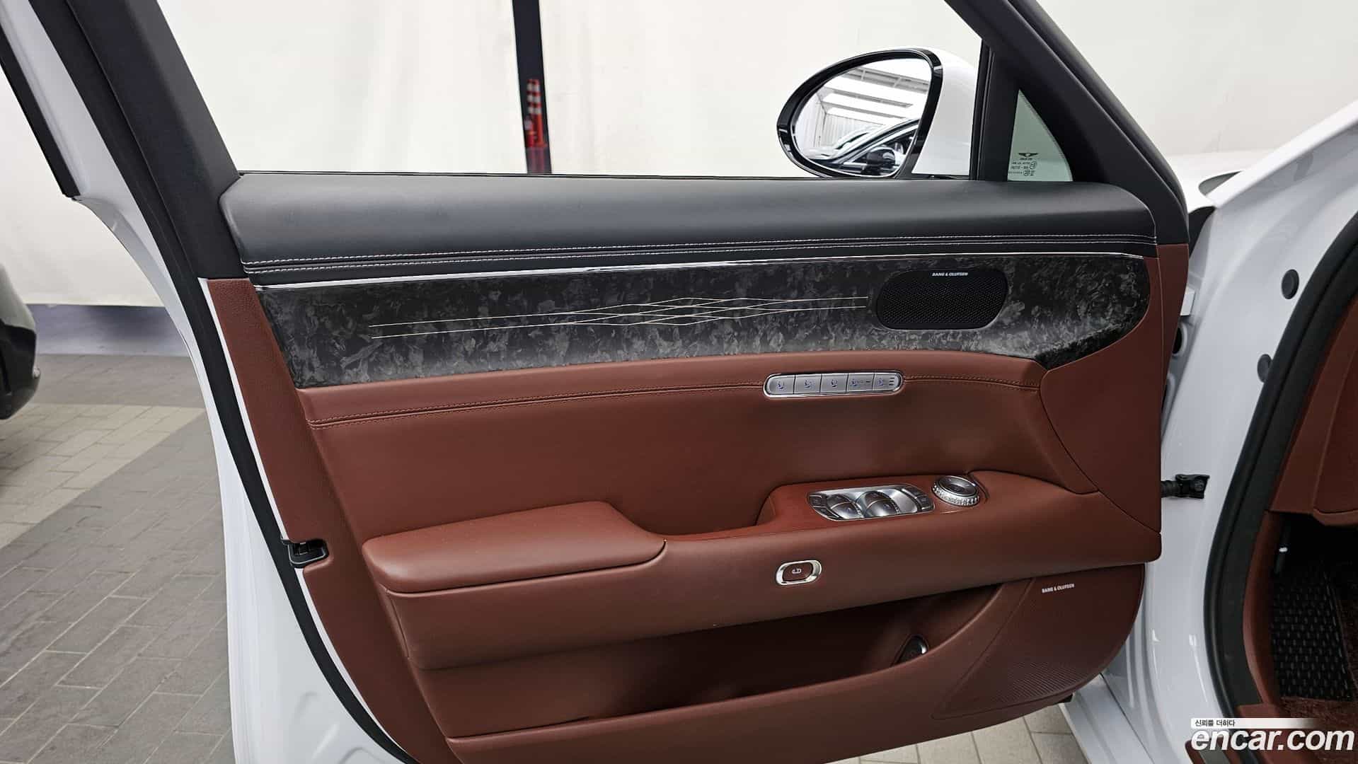 G90 Genesis 2022.8-INNER-034