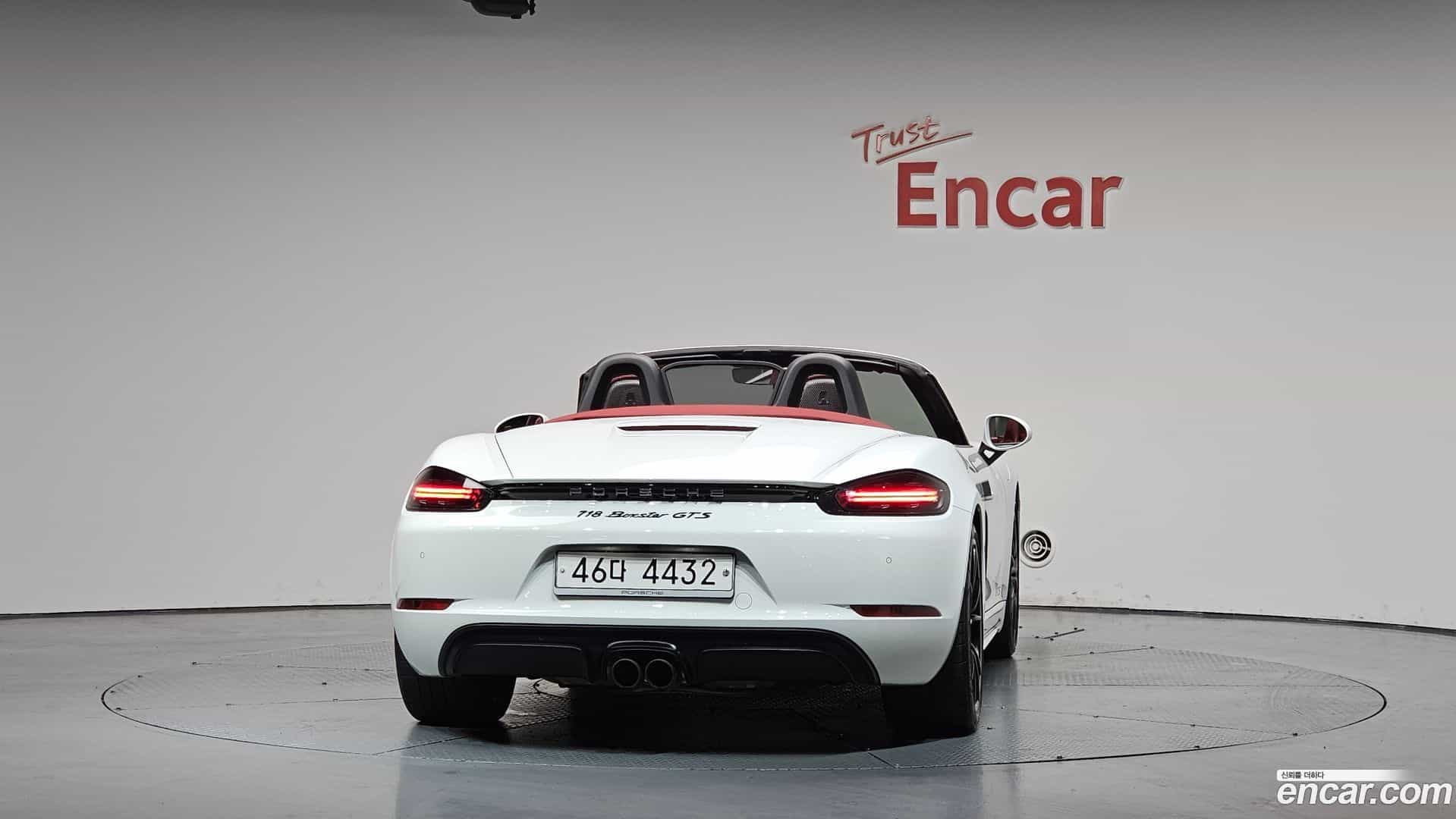 718 Porsche 2018.5-OUTER-004