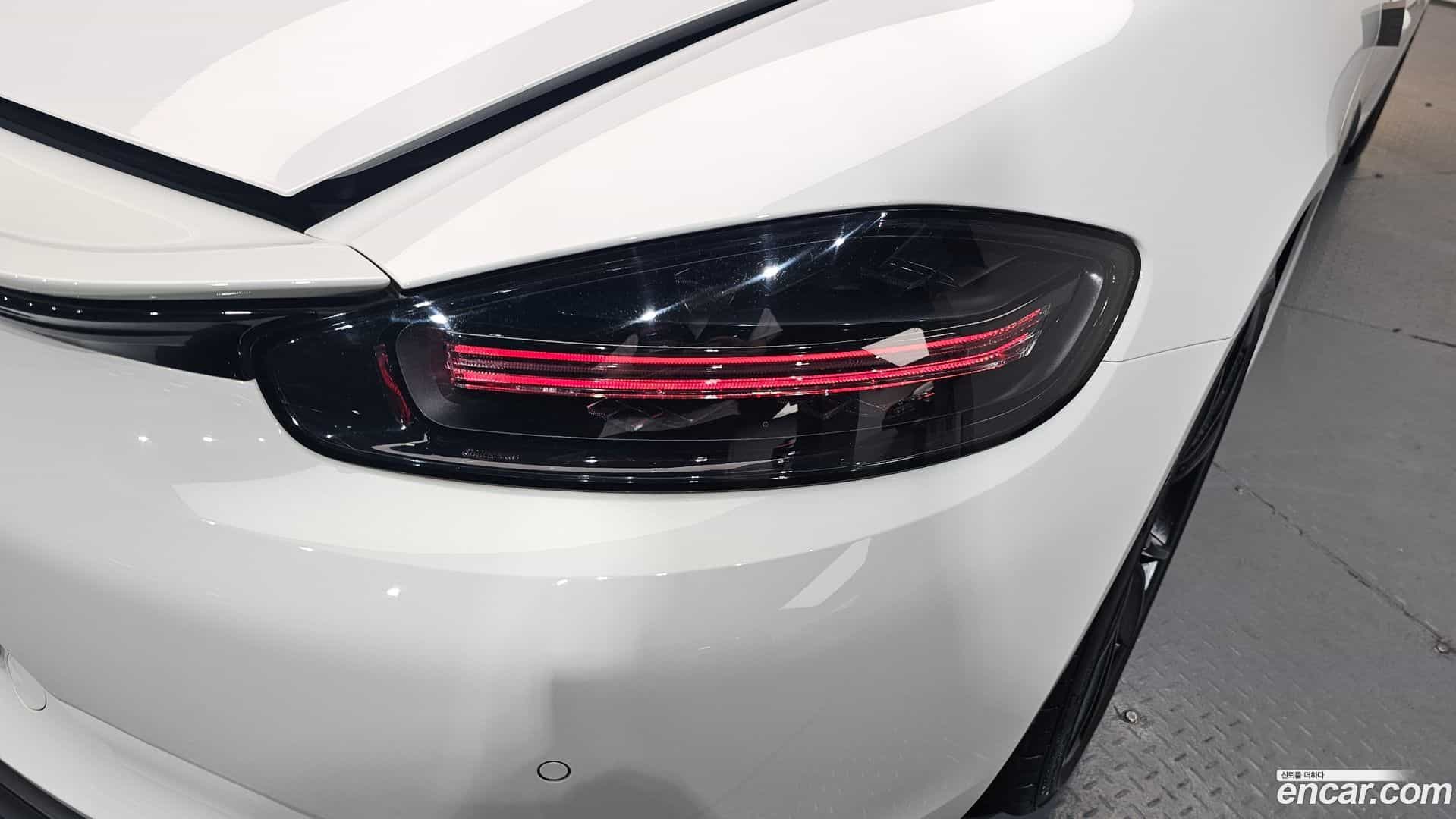 718 Porsche 2018.5-OUTER-033