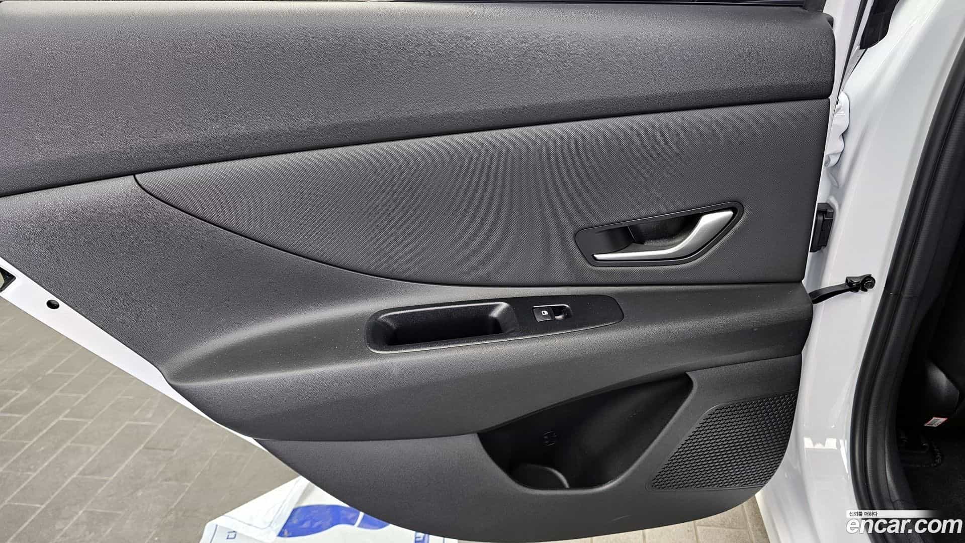 AVANTE Hyundai 2025.8-INNER-035