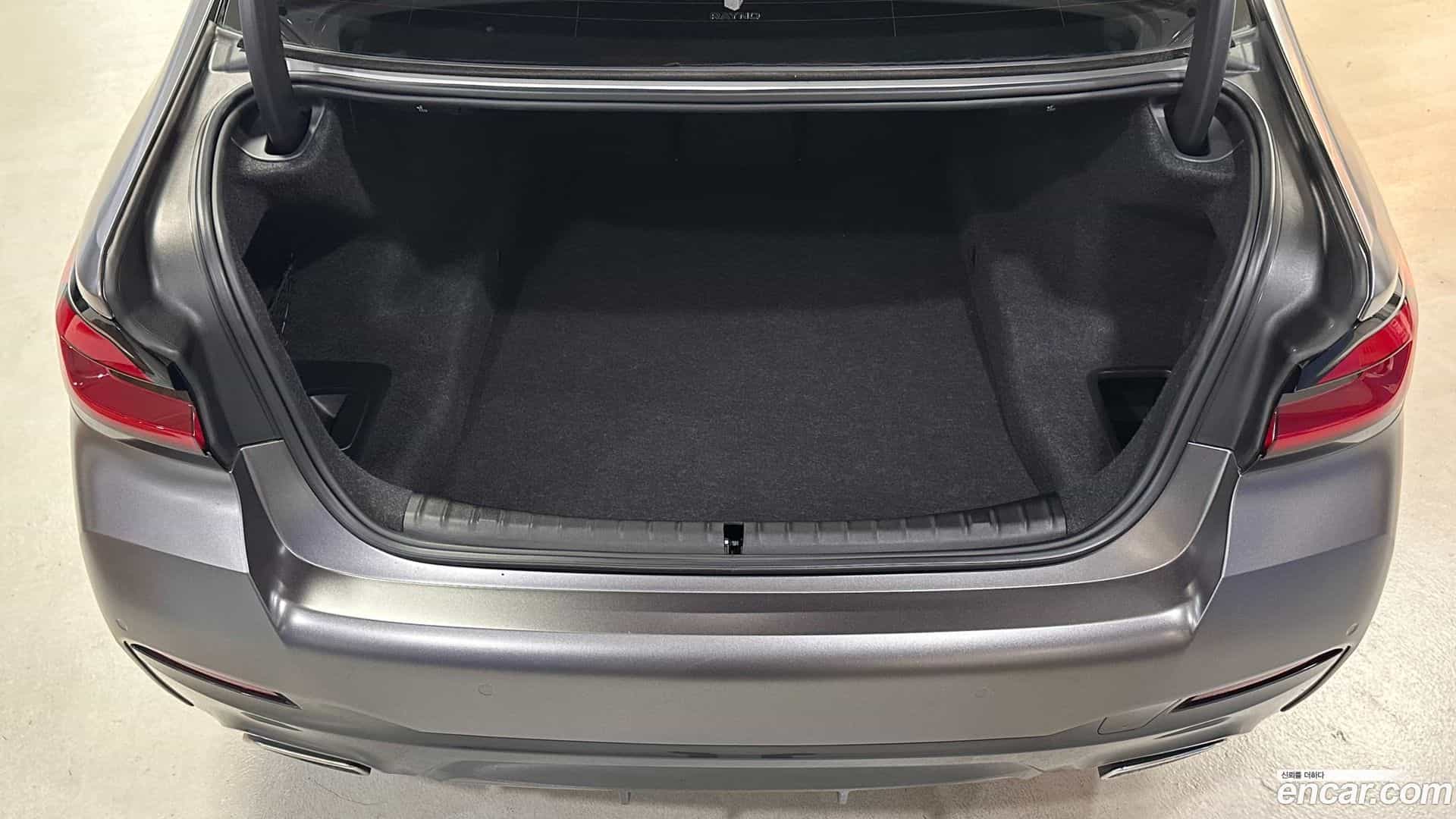 5-Series BMW 2021.10-OPTION-024
