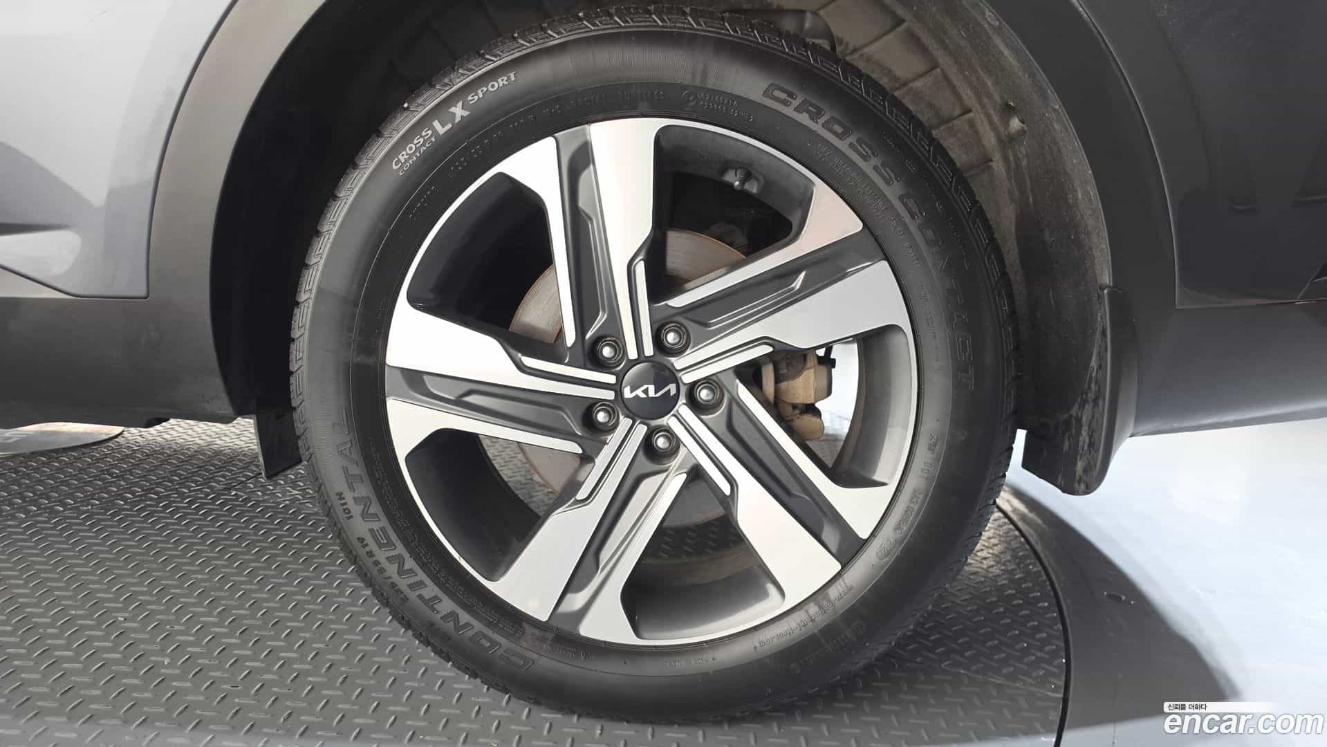 Sorento Kia 2022.8-OUTER-031