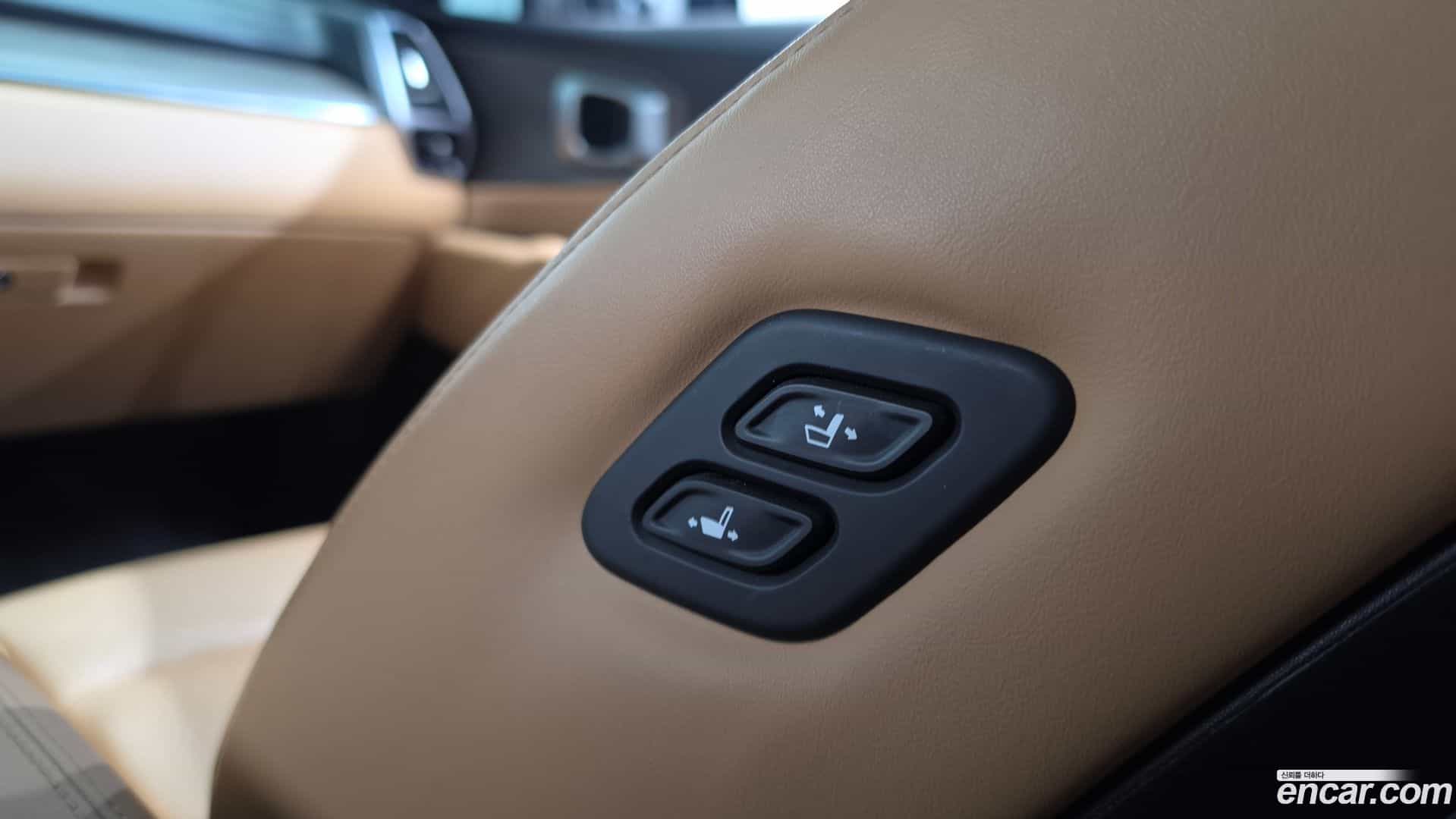 Sorento Kia 2022.8-OPTION-044