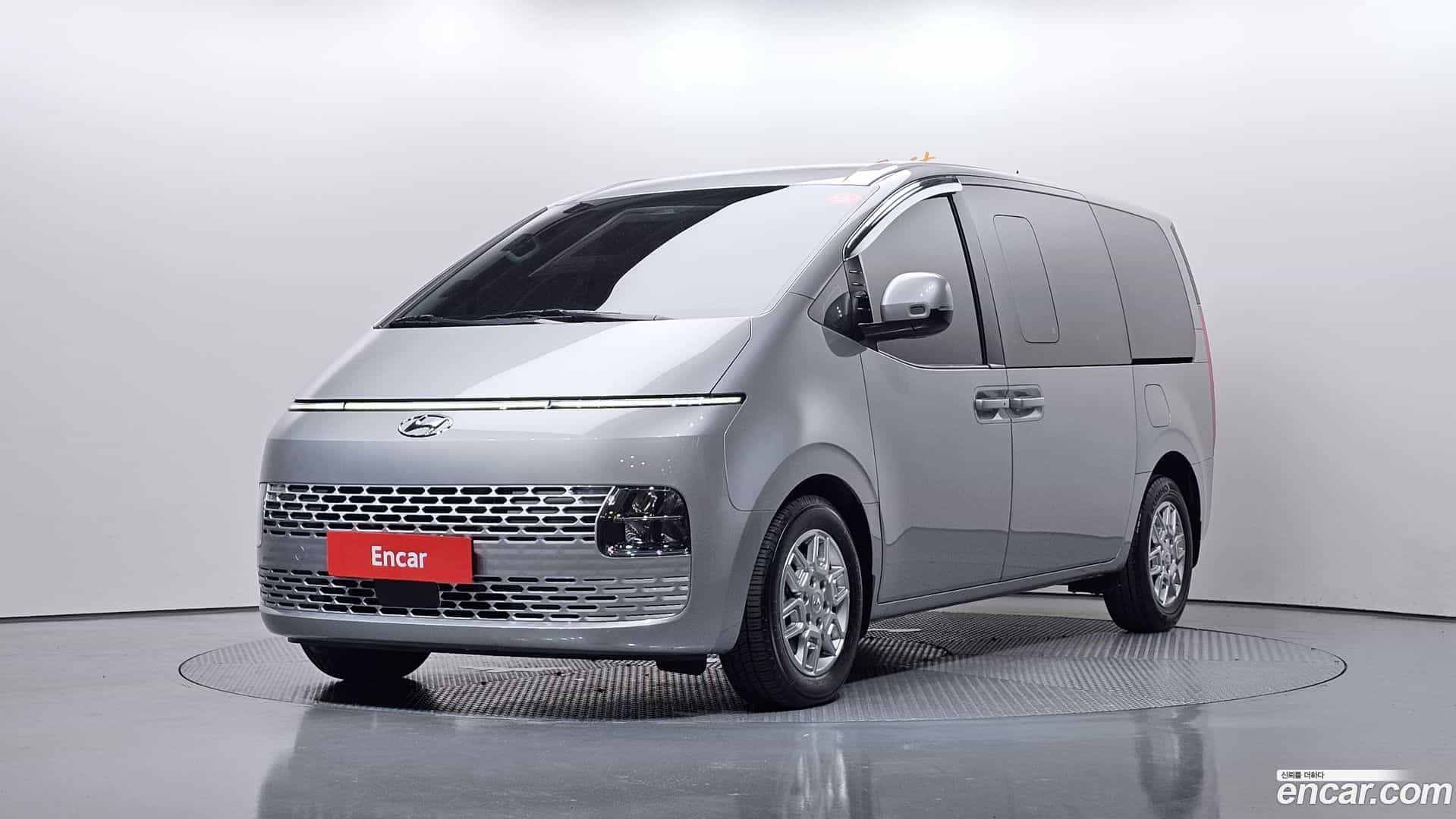 Staria Hyundai 2024.0-OUTER-001