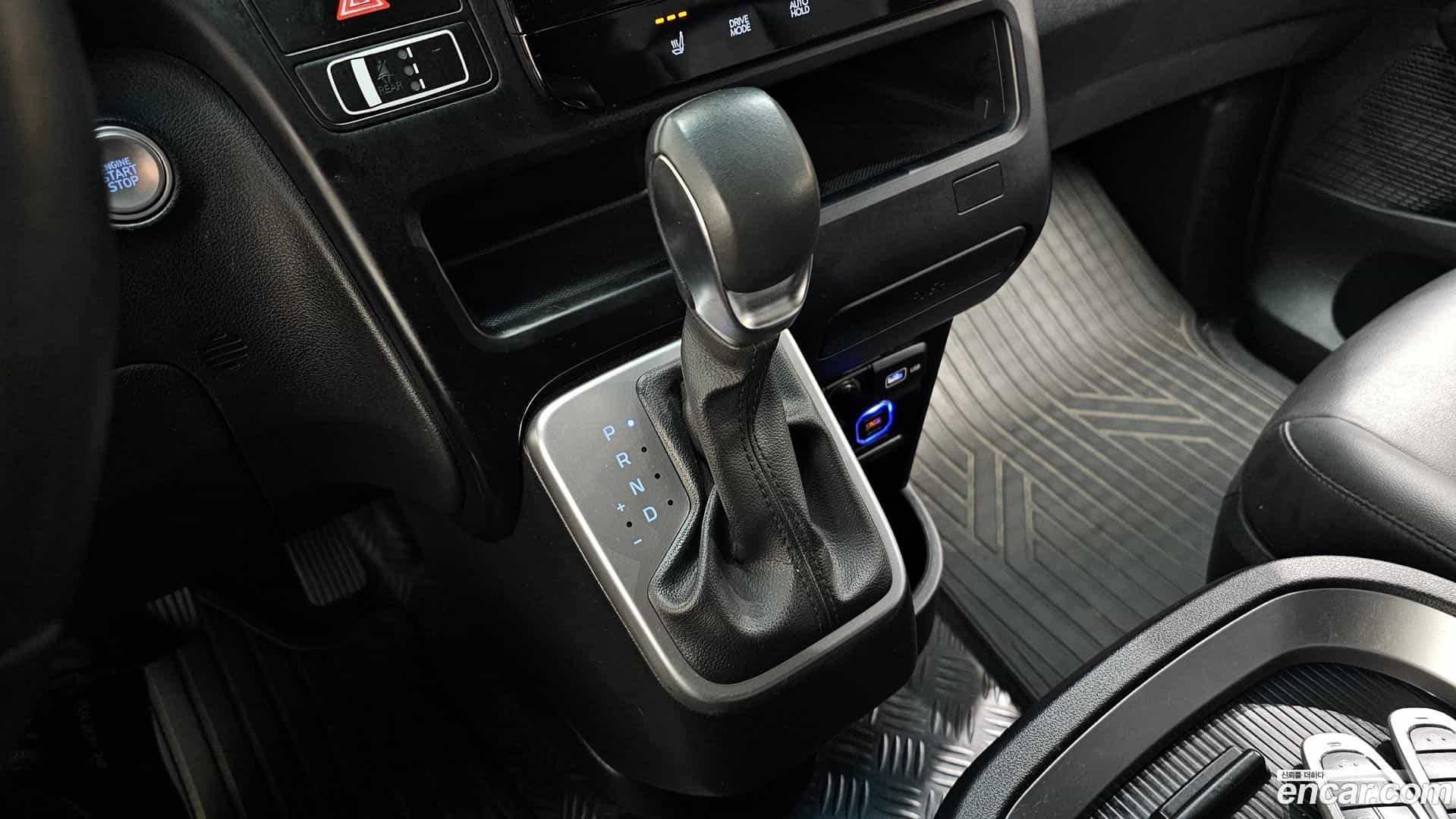 Staria Hyundai 2024.0-INNER-009