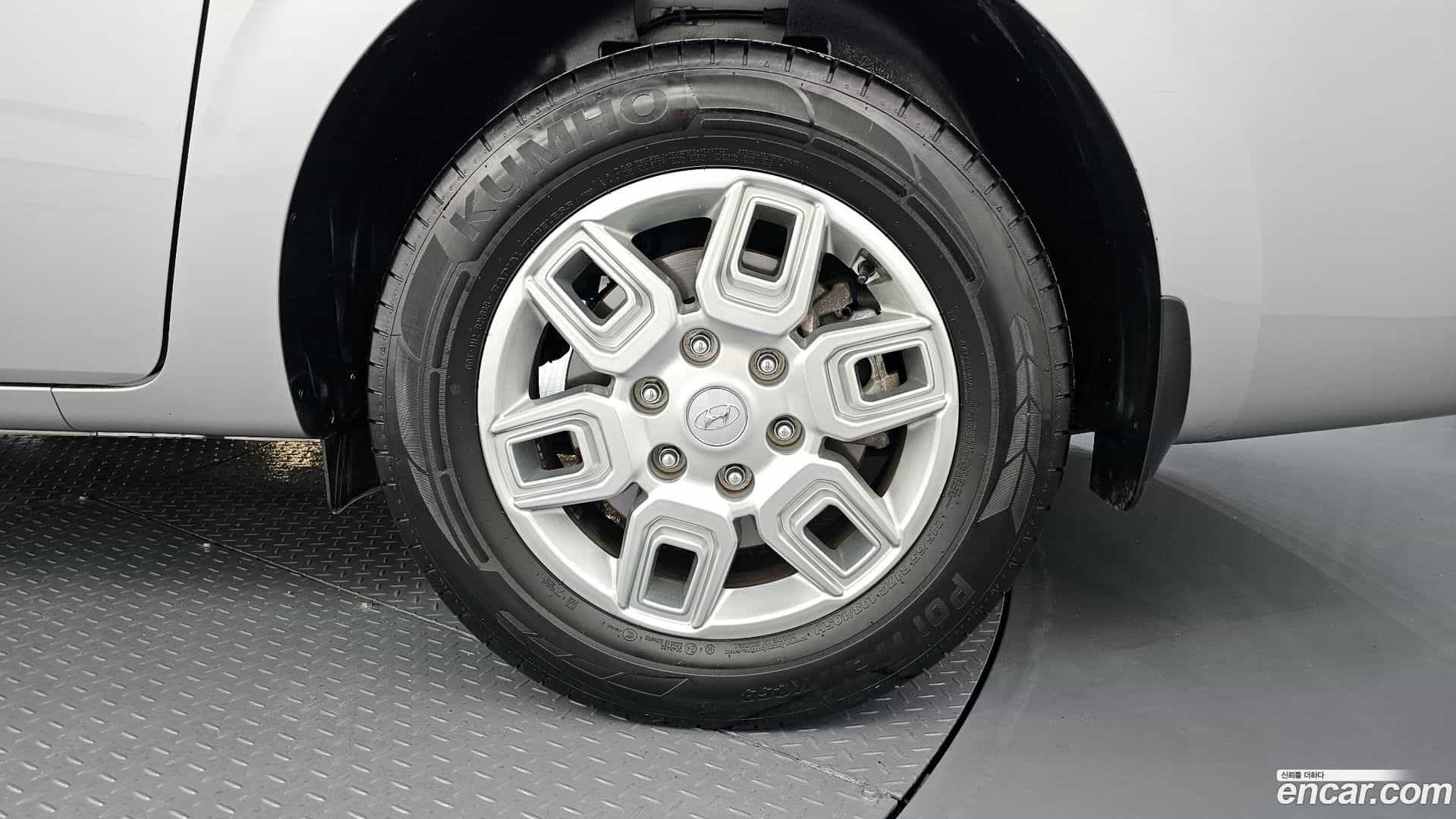Staria Hyundai 2024.0-OUTER-031