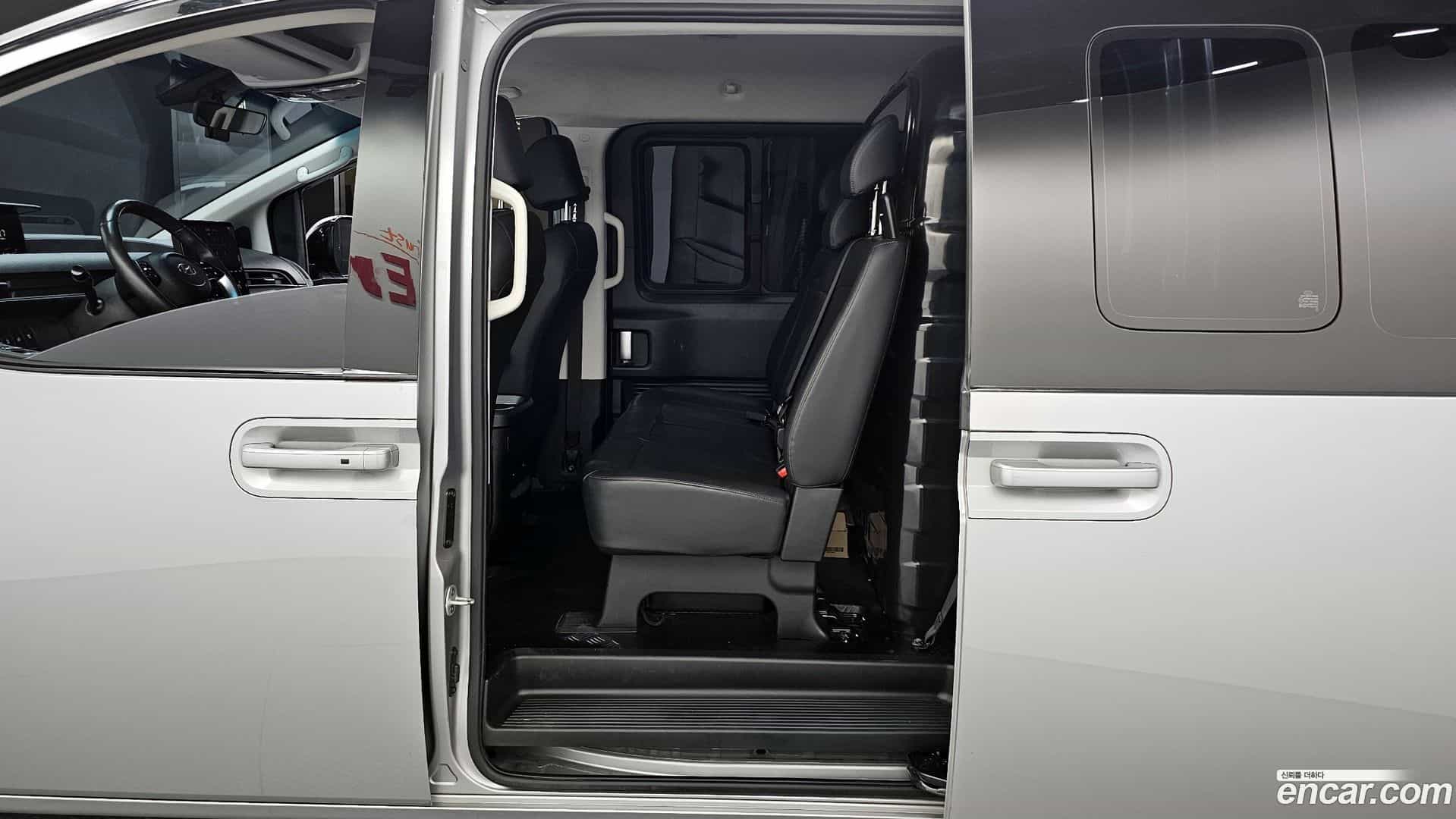 Staria Hyundai 2024.0-INNER-036