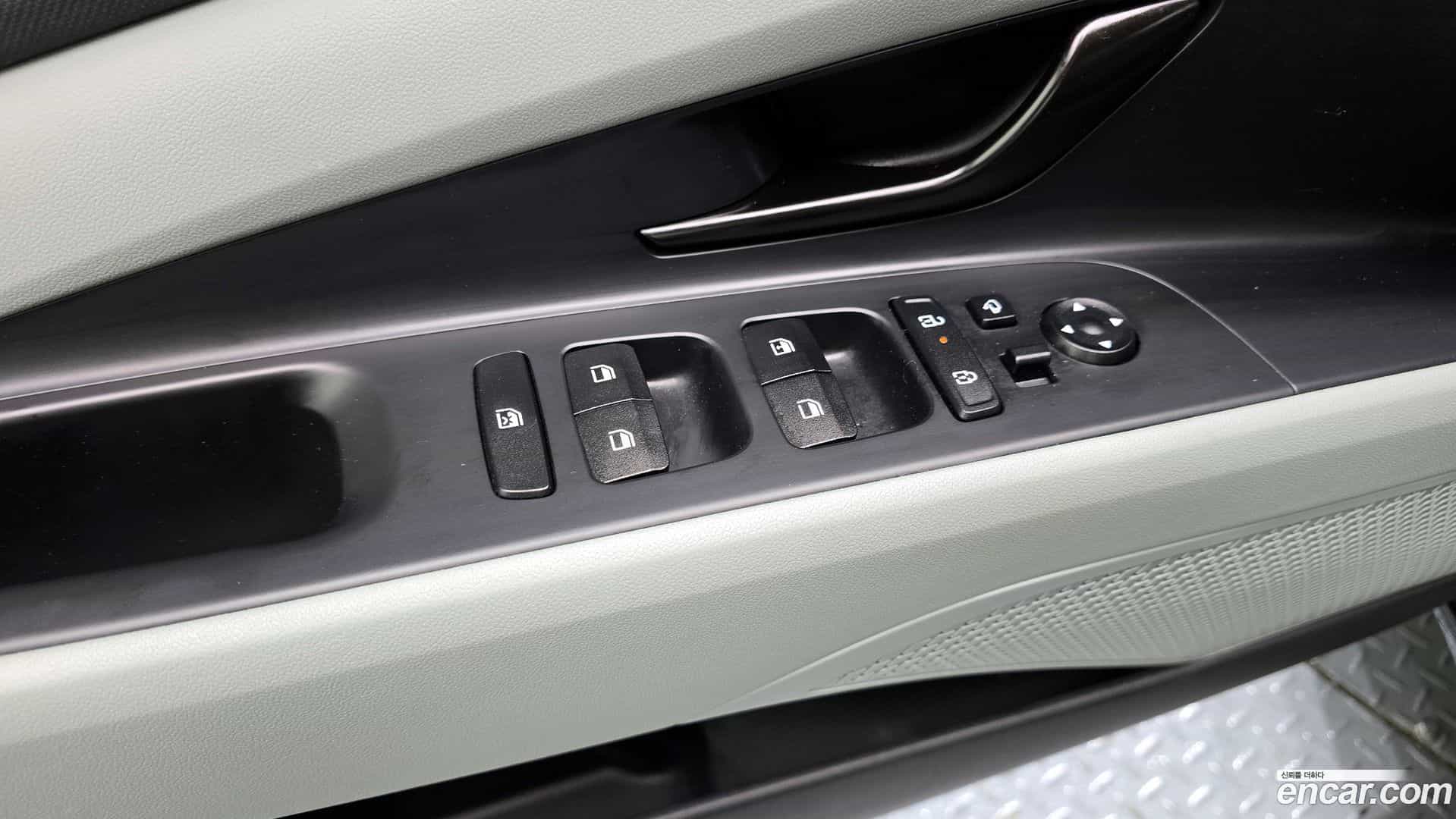 AVANTE Hyundai 2023.8-OPTION-022
