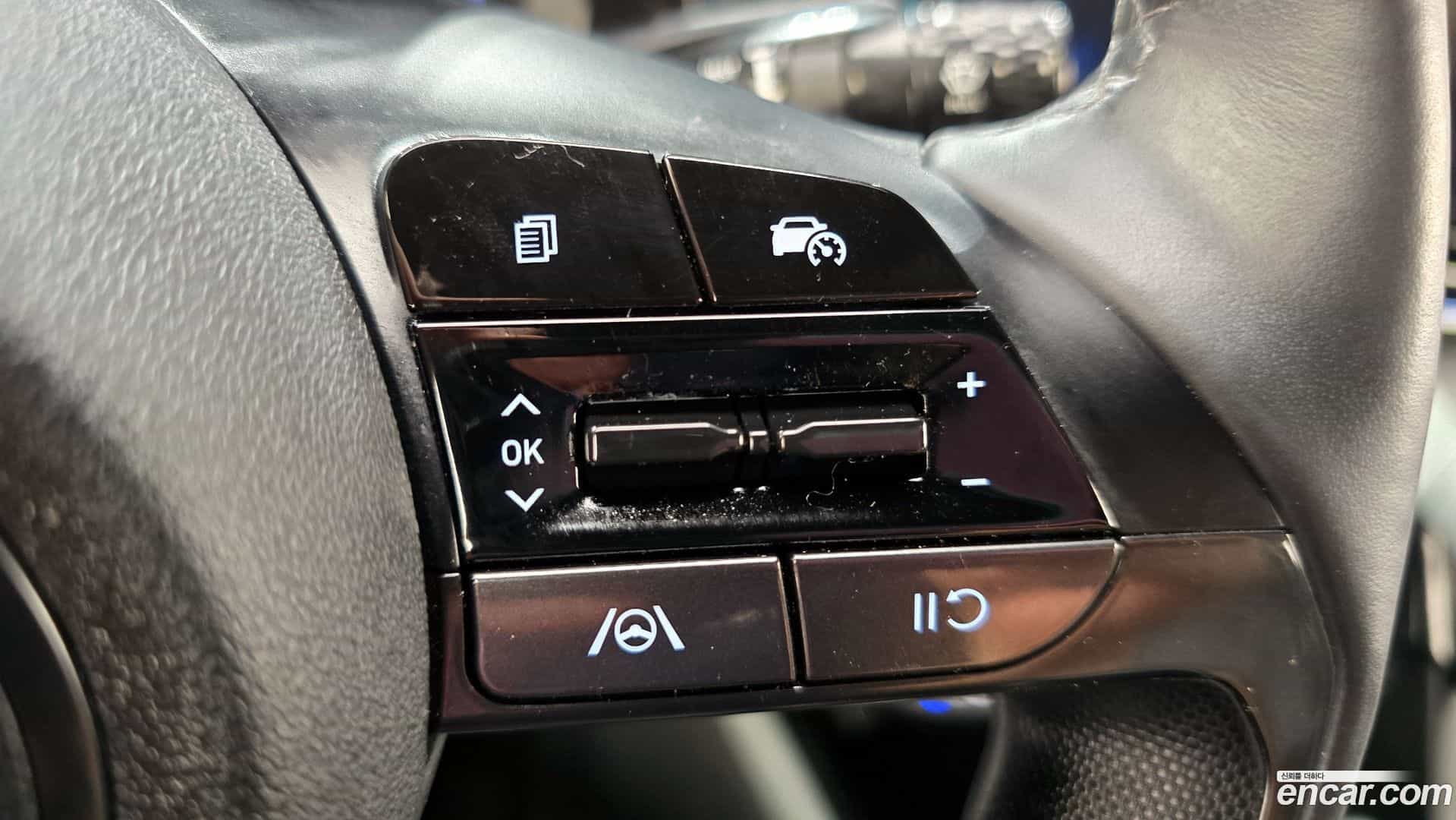 AVANTE Hyundai 2023.8-OPTION-040