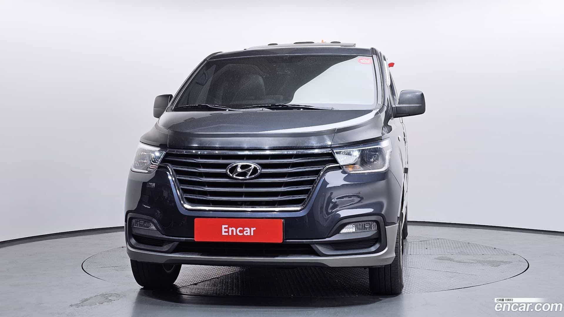 Starex Hyundai 2018.10-OUTER-003