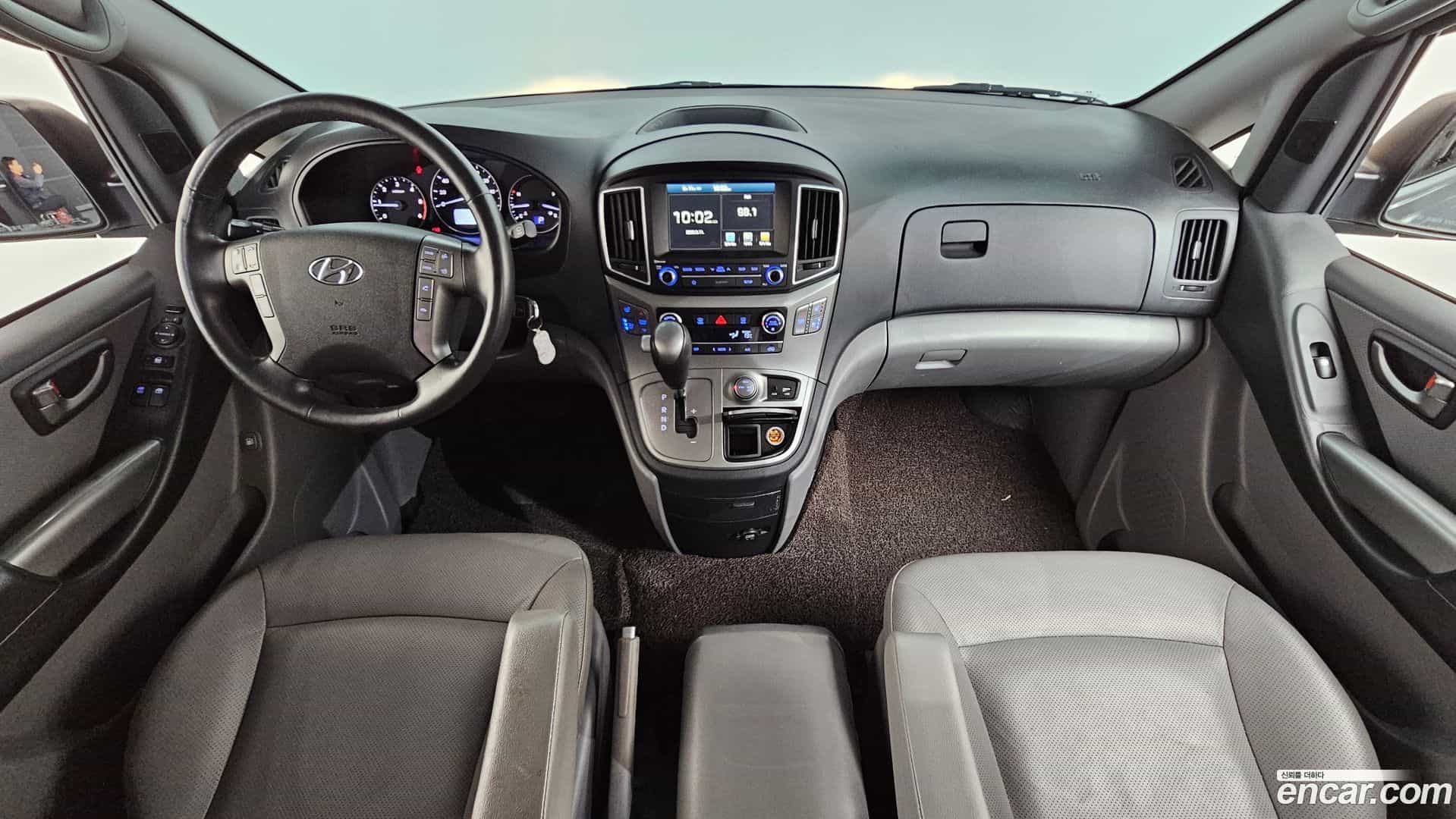 Starex Hyundai 2018.10-INNER-007