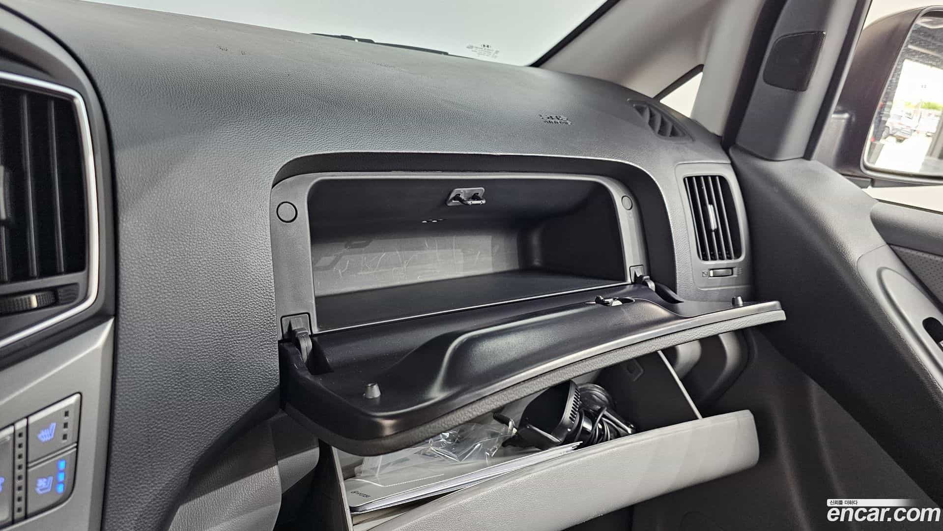 Starex Hyundai 2018.10-OPTION-020