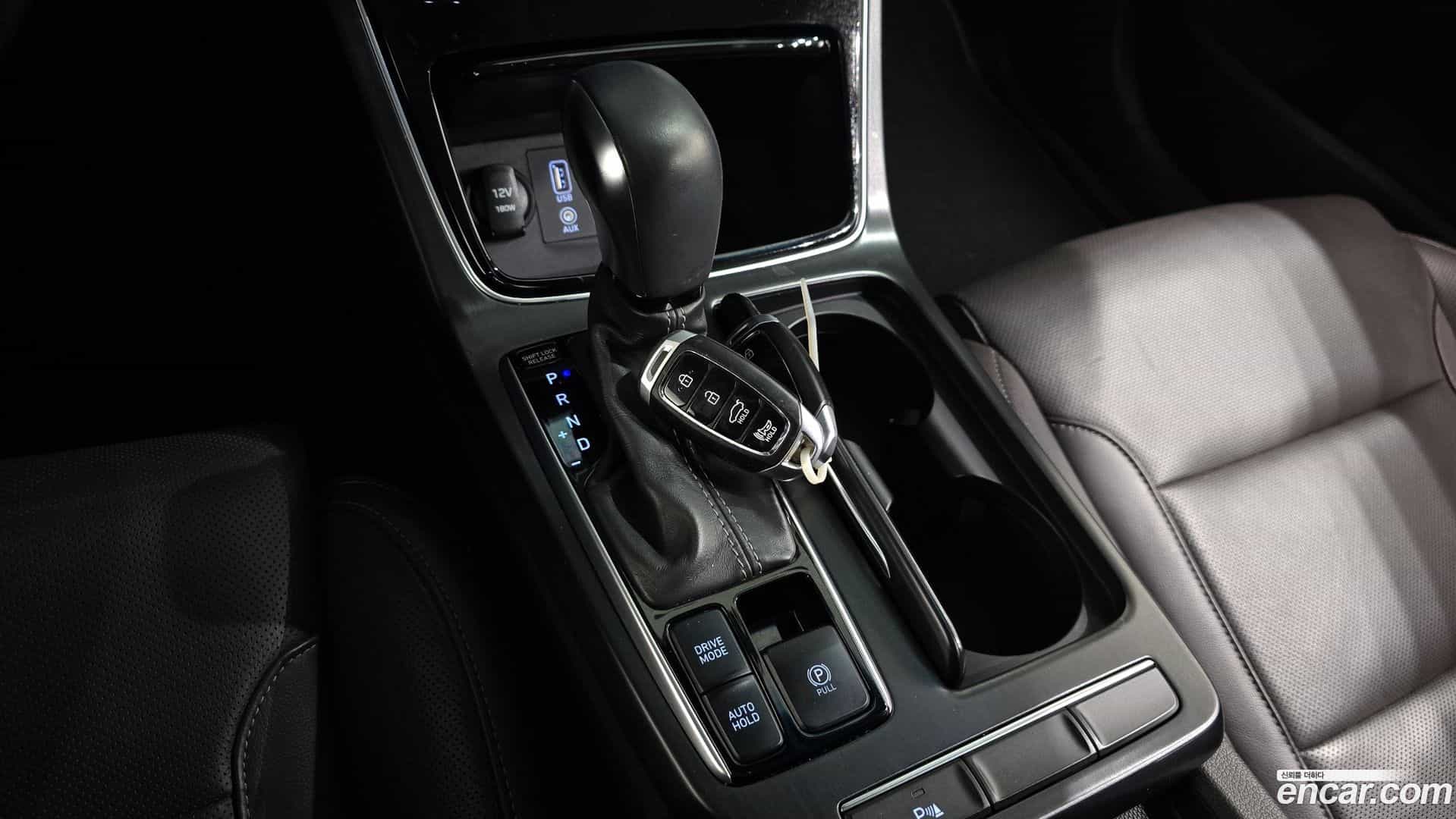 Grandeur Hyundai 2017.6-INNER-009