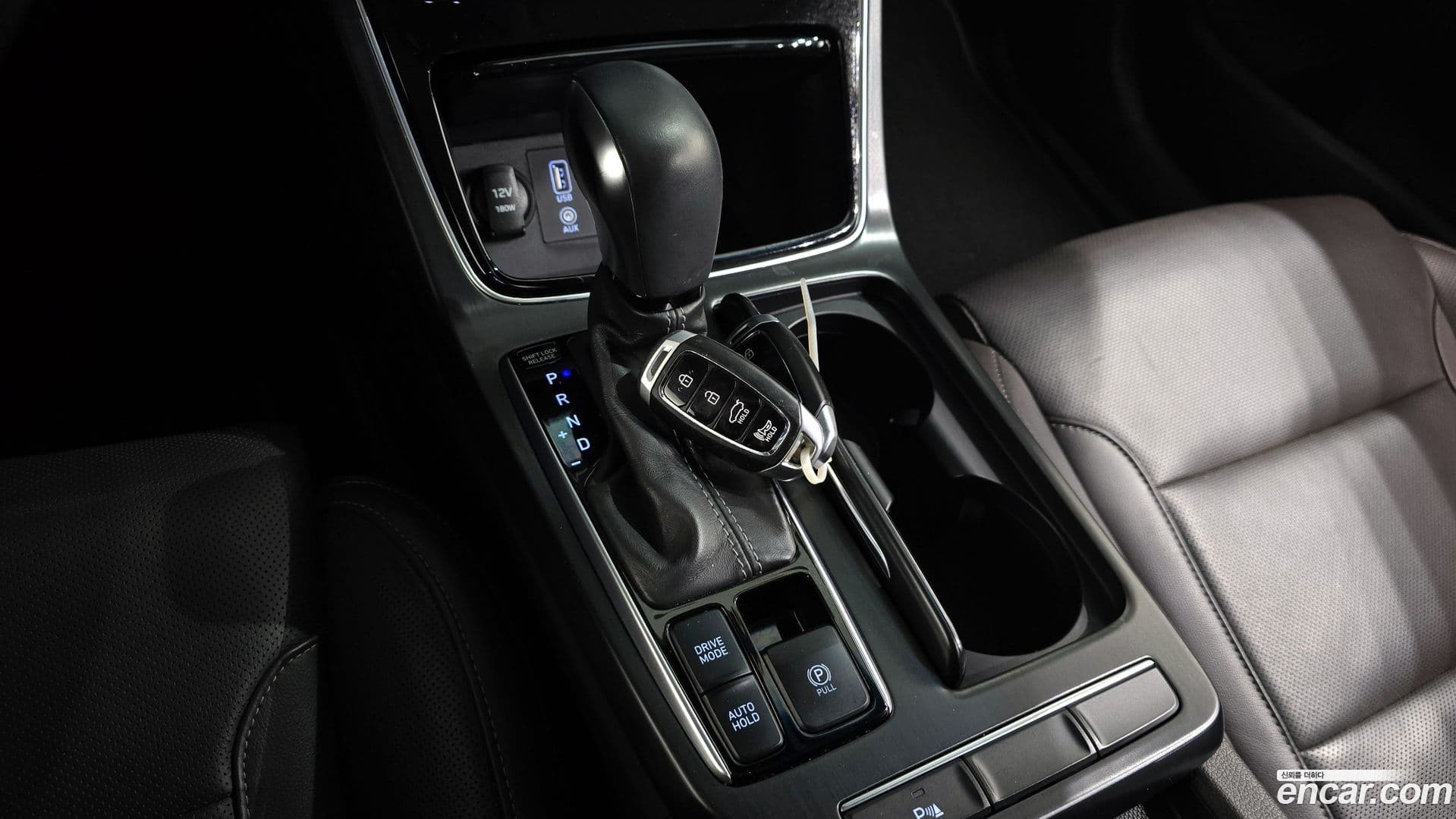 Main__Slider__Photo:Grandeur Hyundai 2017.6-8