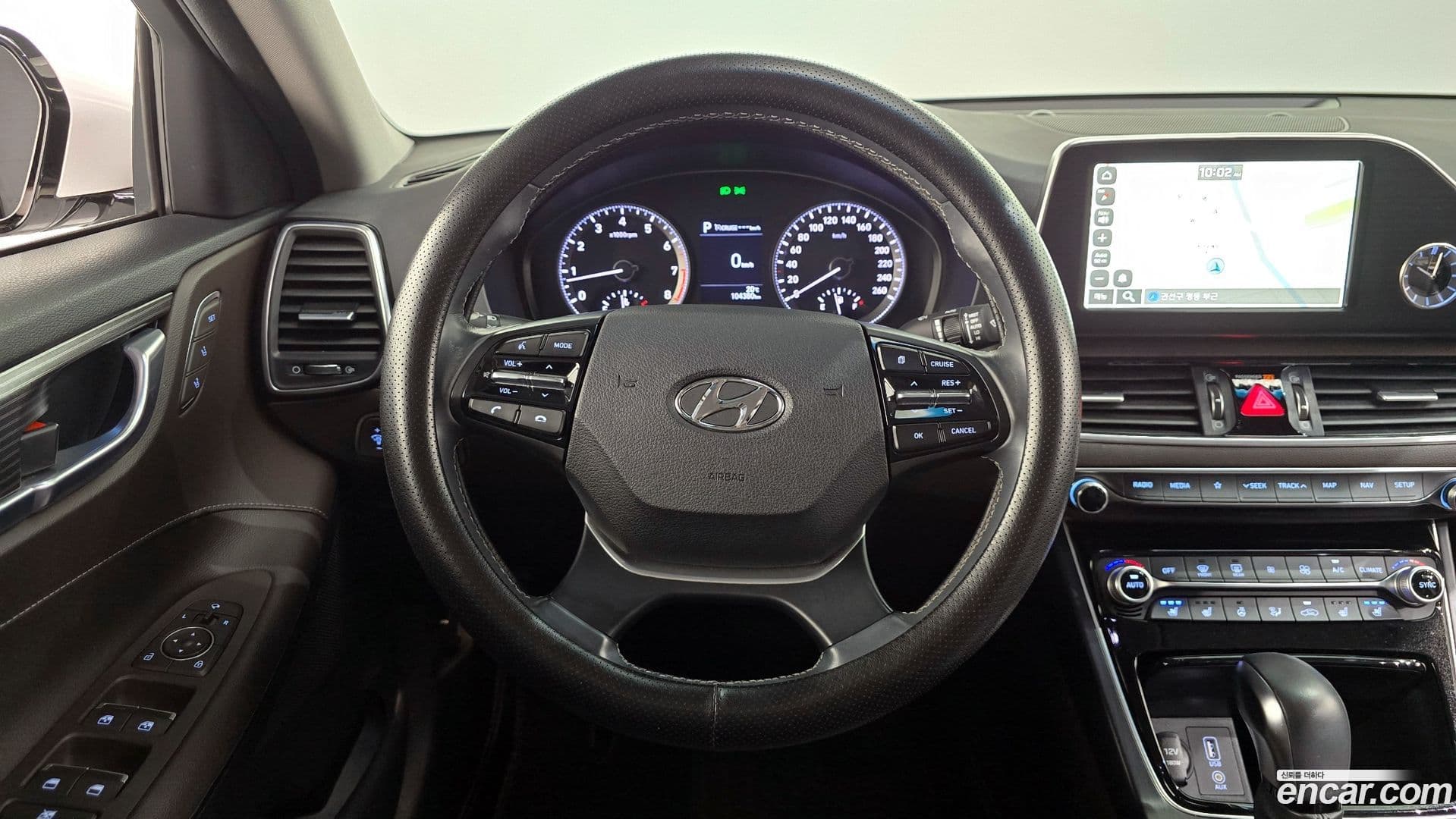 Main__Slider__Photo:Grandeur Hyundai 2017.6-13