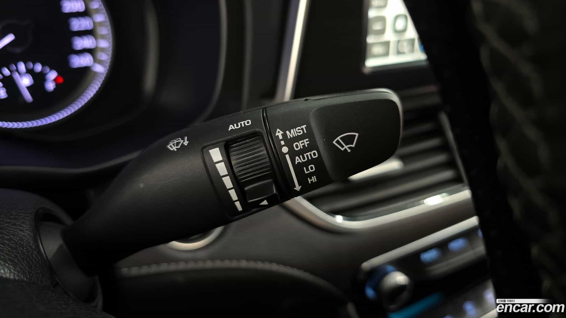 Grandeur Hyundai 2017.6-OPTION-024
