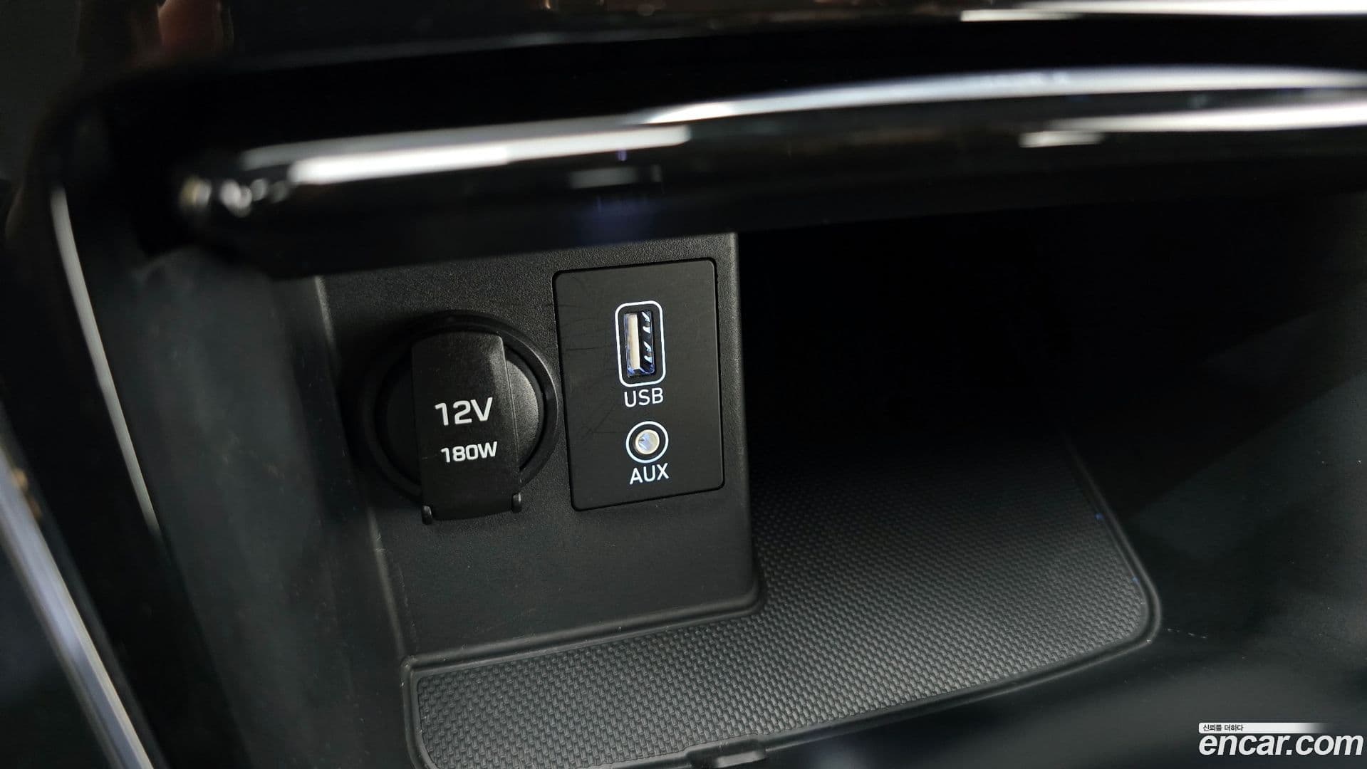 Main__Slider__Photo:Grandeur Hyundai 2017.6-27