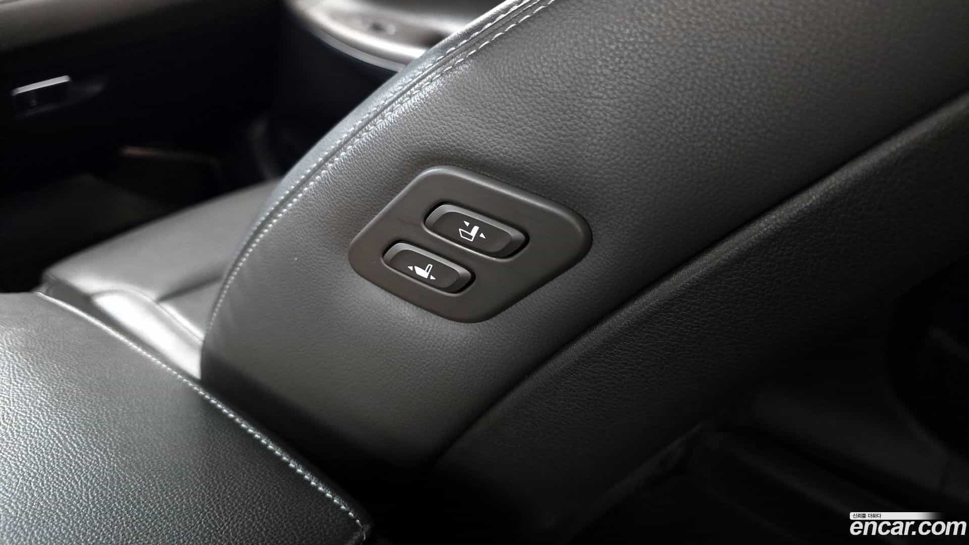 Grandeur Hyundai 2017.6-OPTION-042