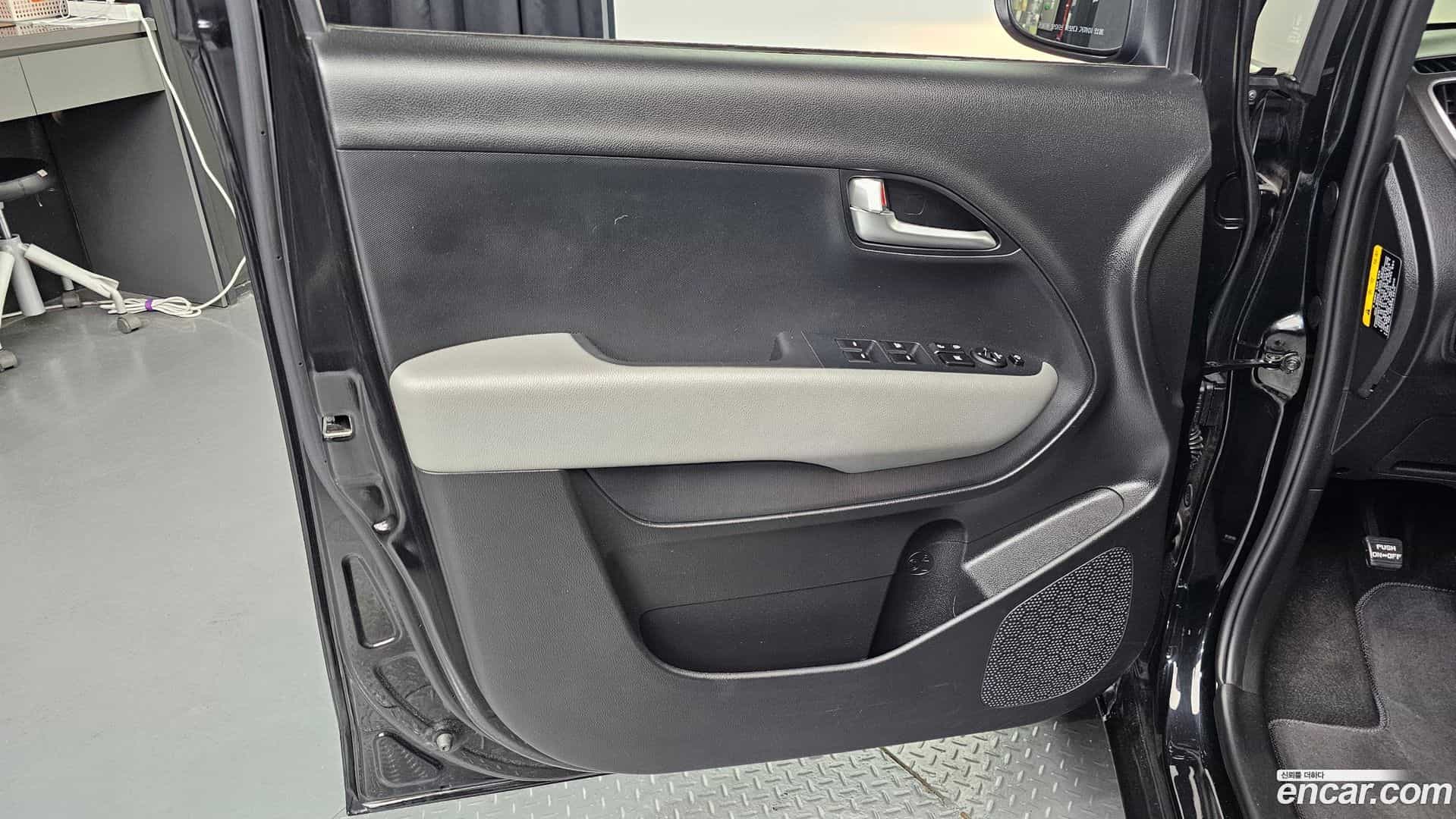 RAY Kia 2019.7-INNER-034